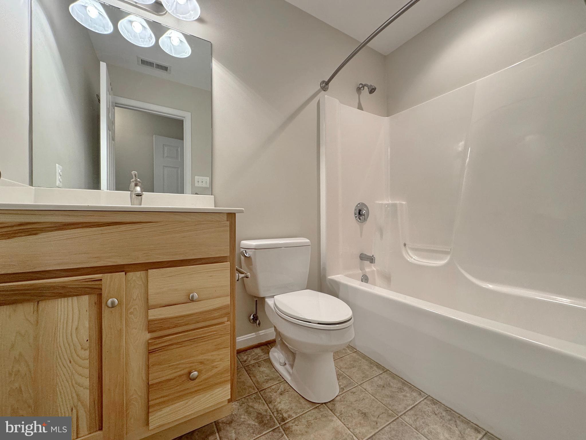 BENEDICT FARMS - Residential