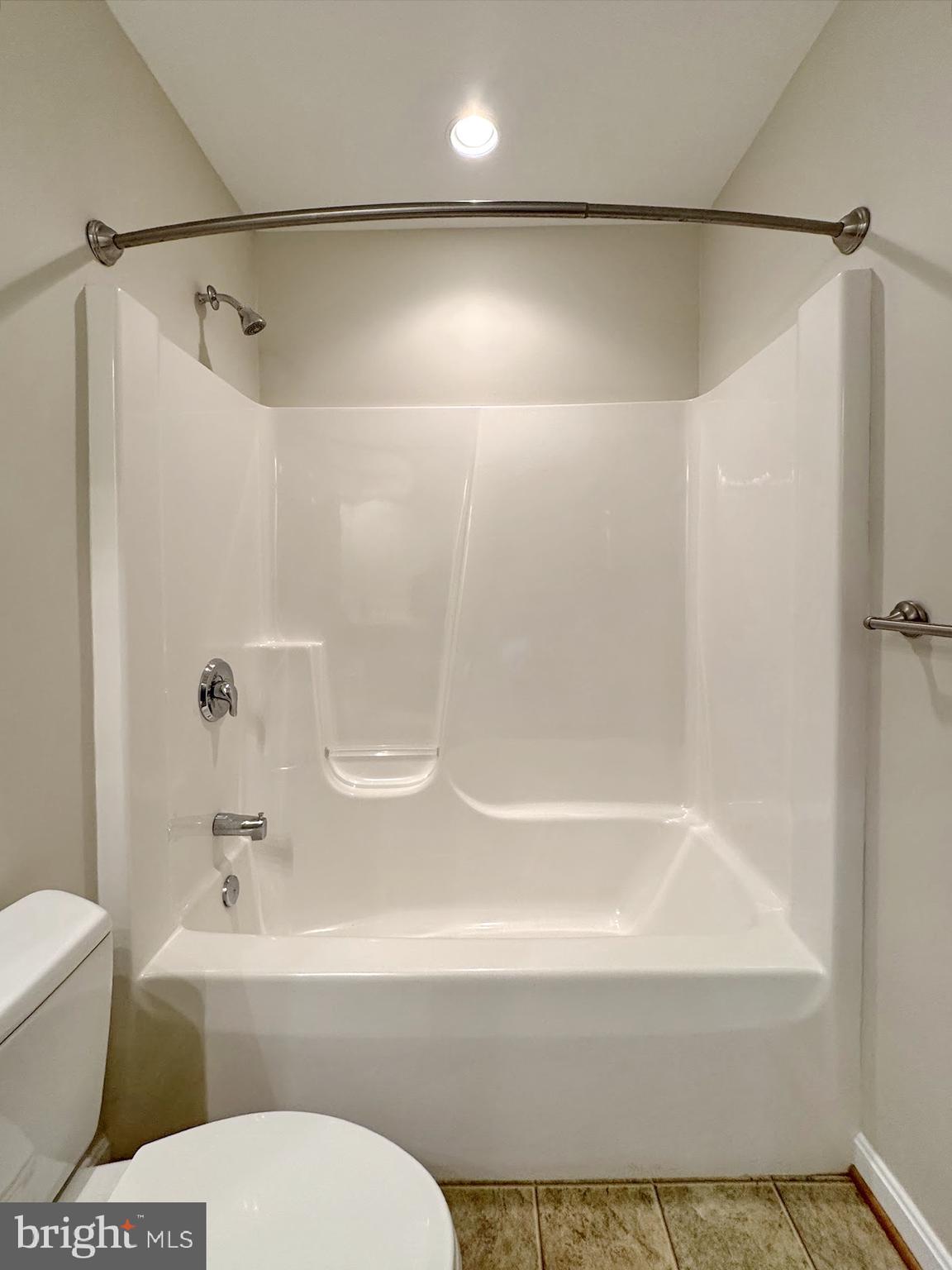 BENEDICT FARMS - Residential