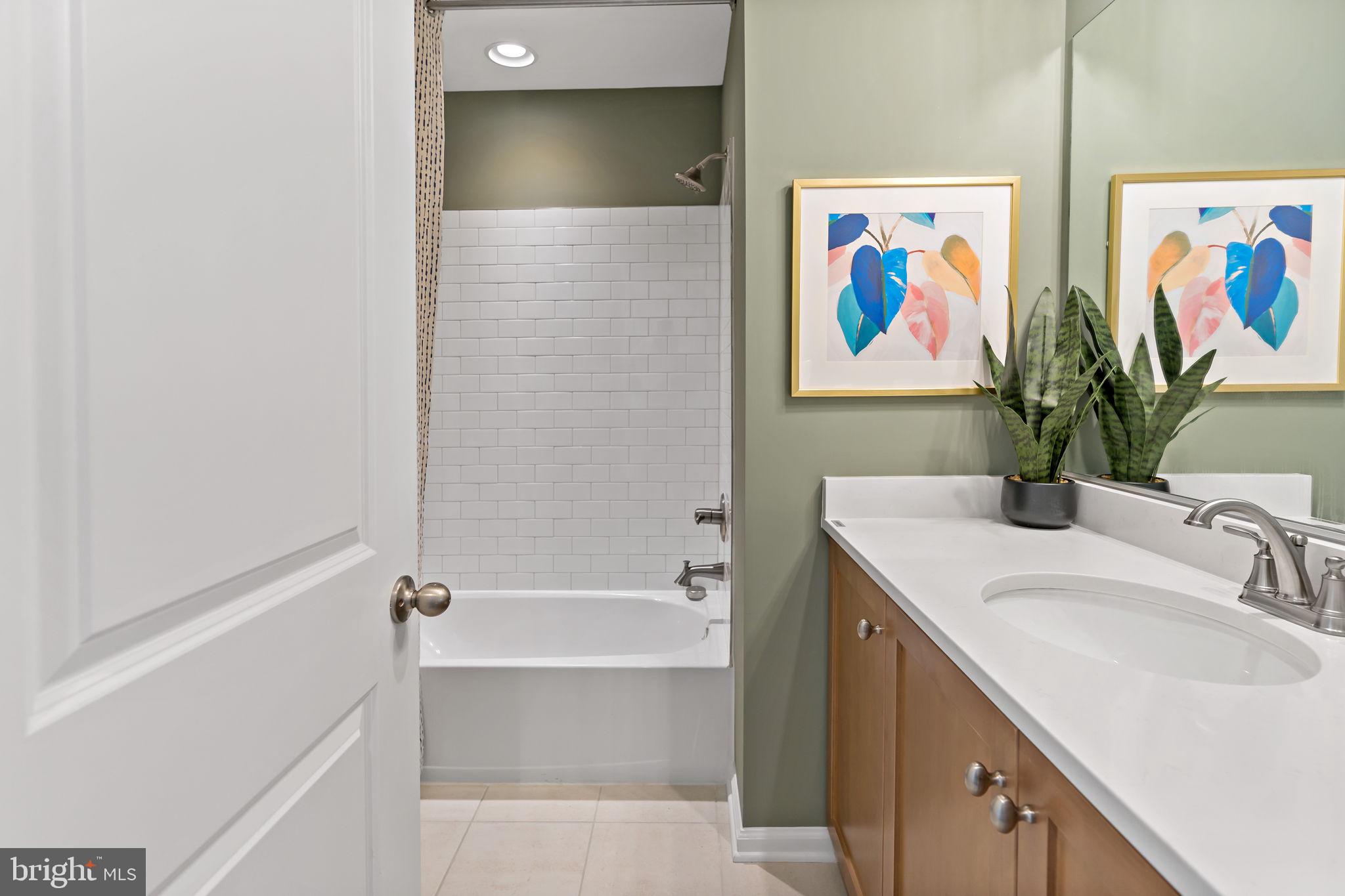 SOUTH BROOK - Residential