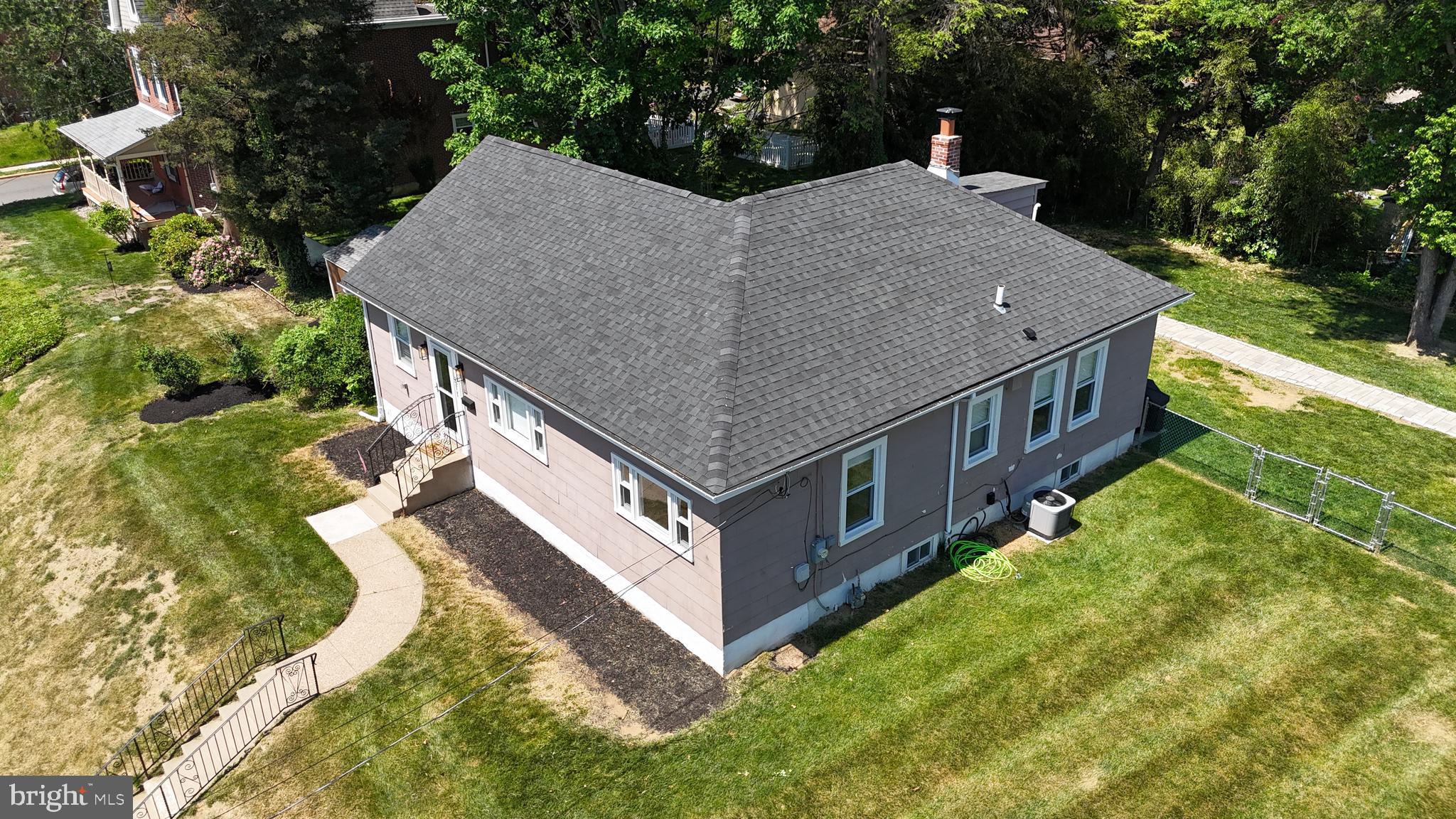 ROCKLEDGE - Residential