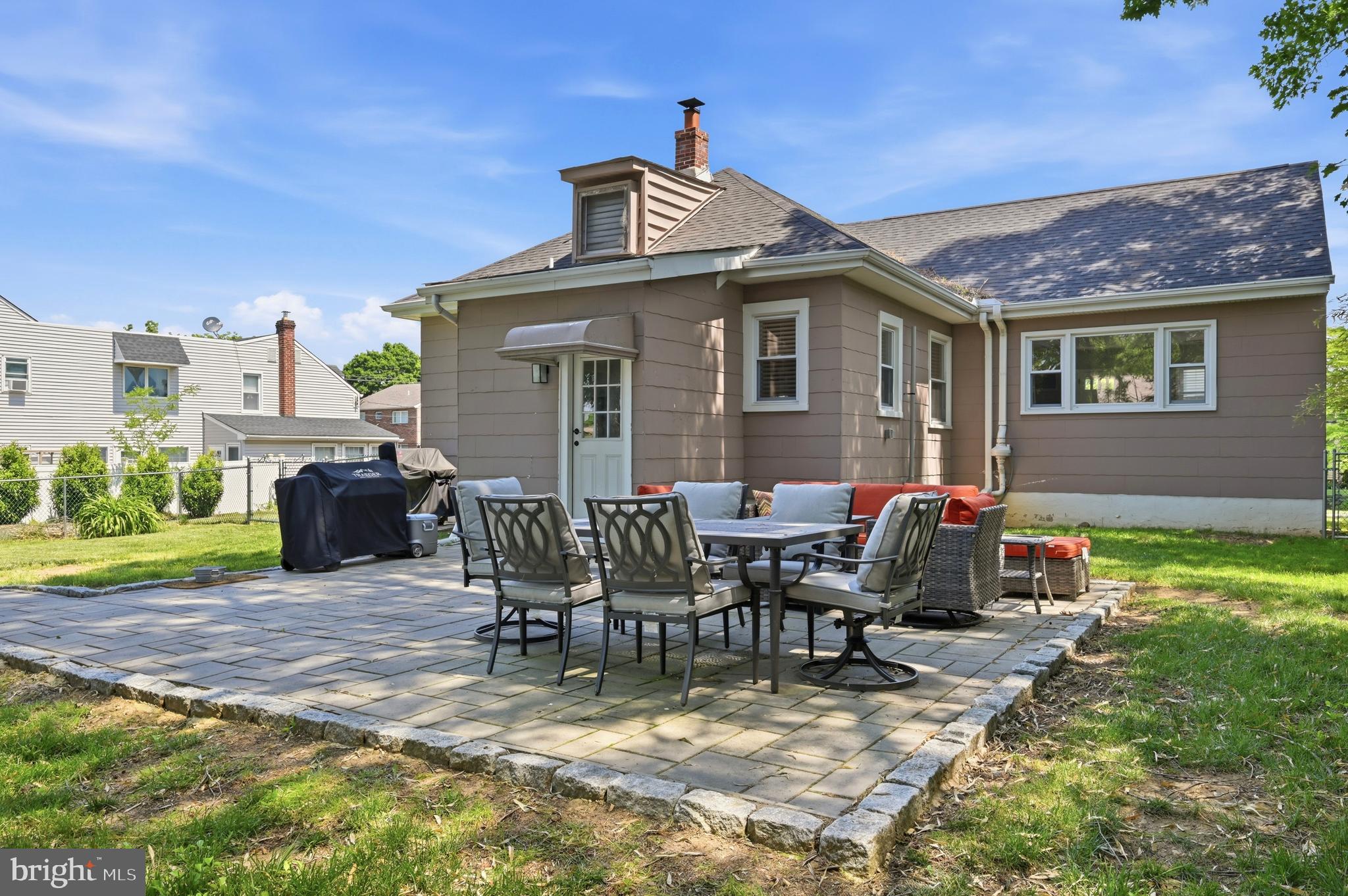 ROCKLEDGE - Residential