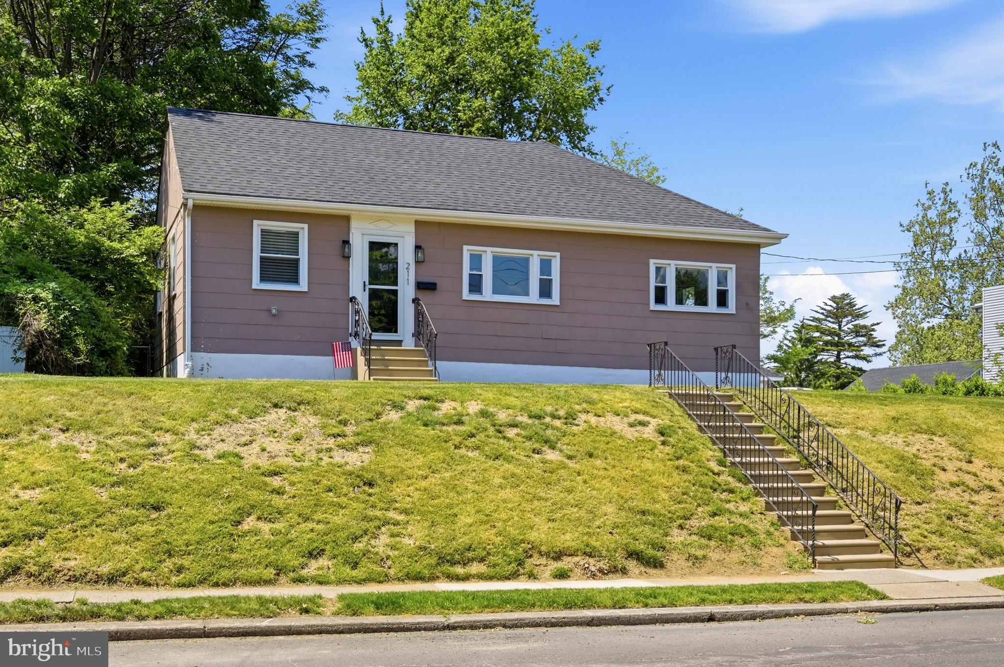 ROCKLEDGE - Residential