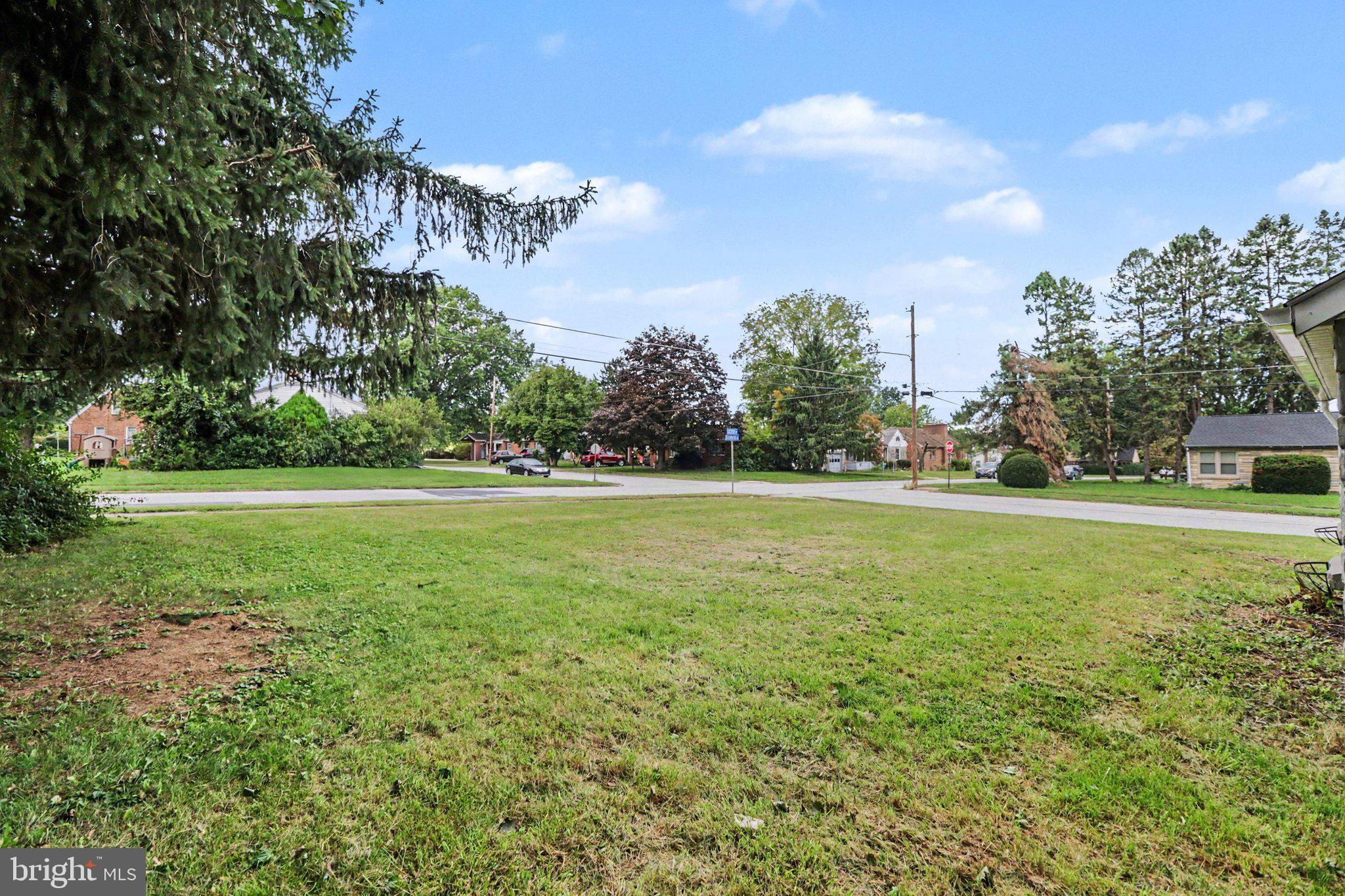734 ELKWOOD DRIVE