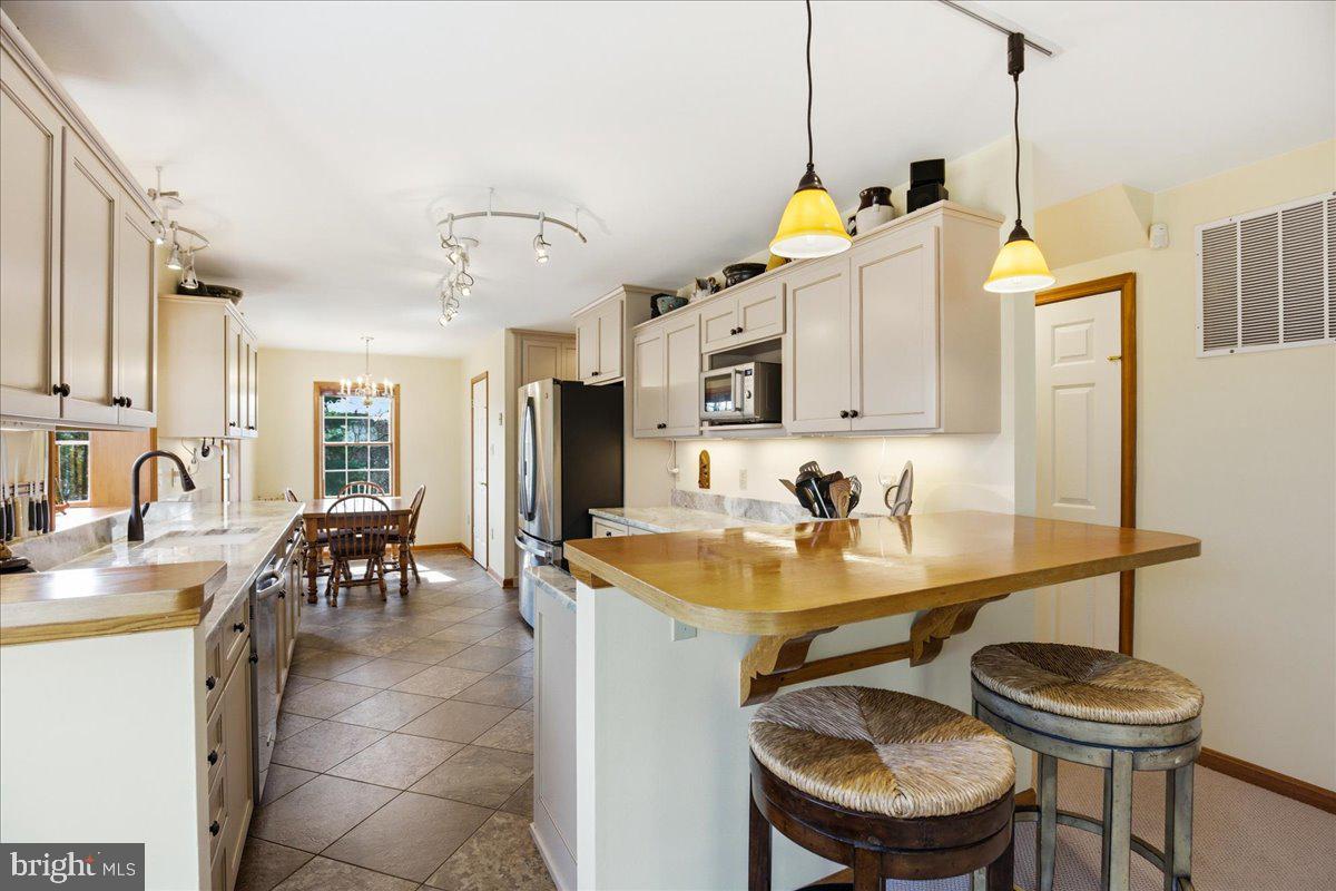 OWINGS HILLS - Residential