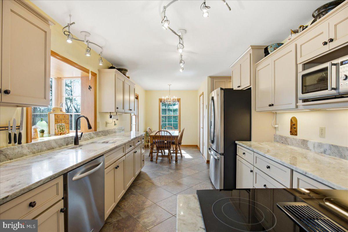 OWINGS HILLS - Residential