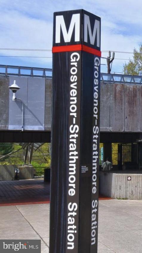 GROSVENOR PARK - Residential Lease