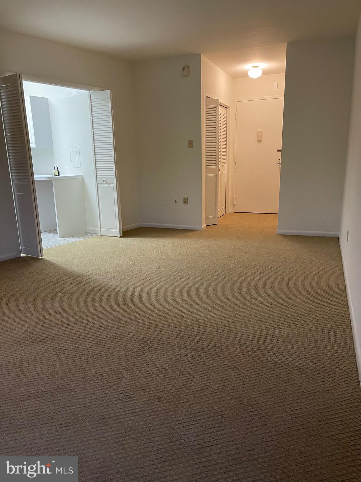 GROSVENOR PARK - Residential Lease