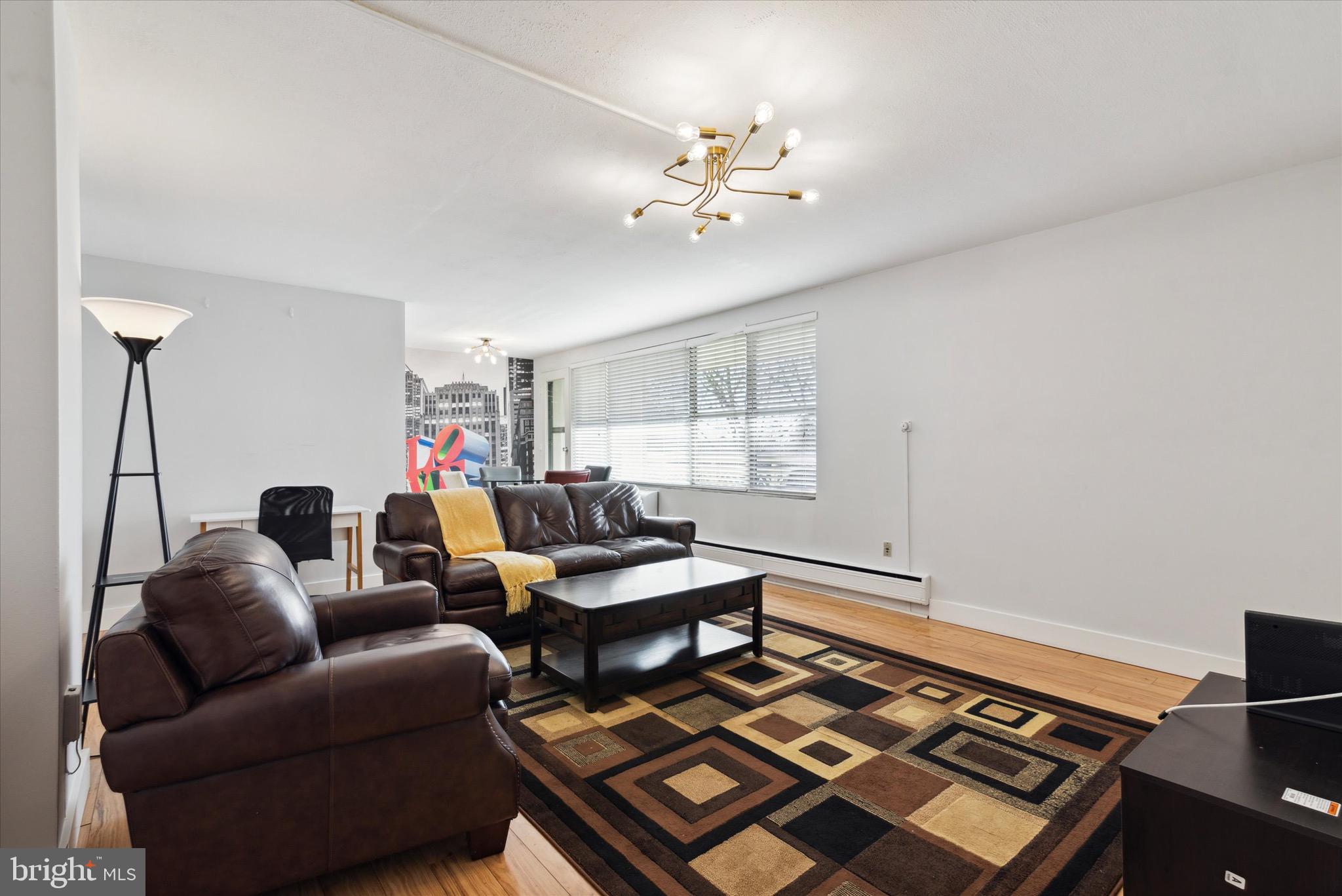 ELKINS PARK - Residential