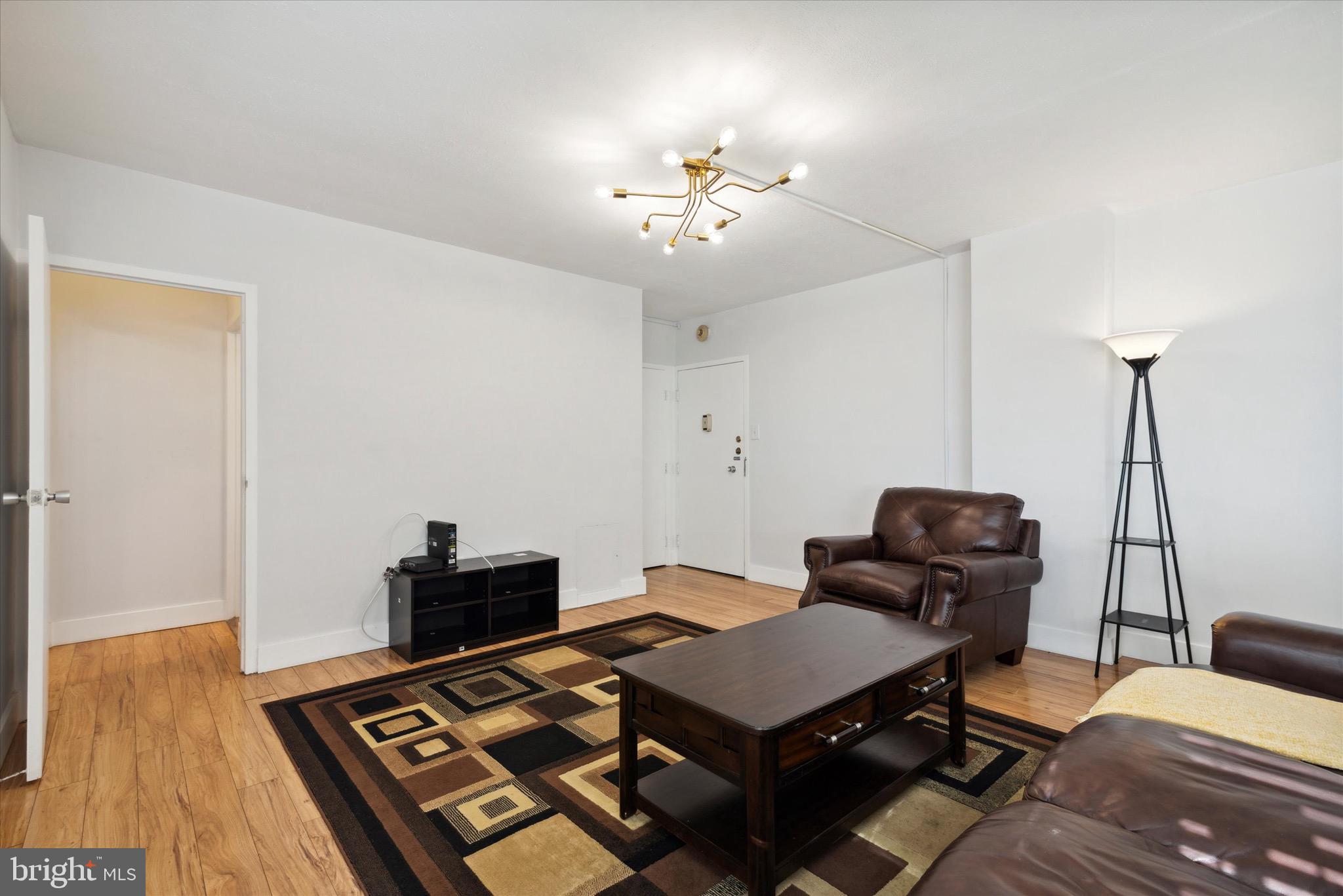 ELKINS PARK - Residential