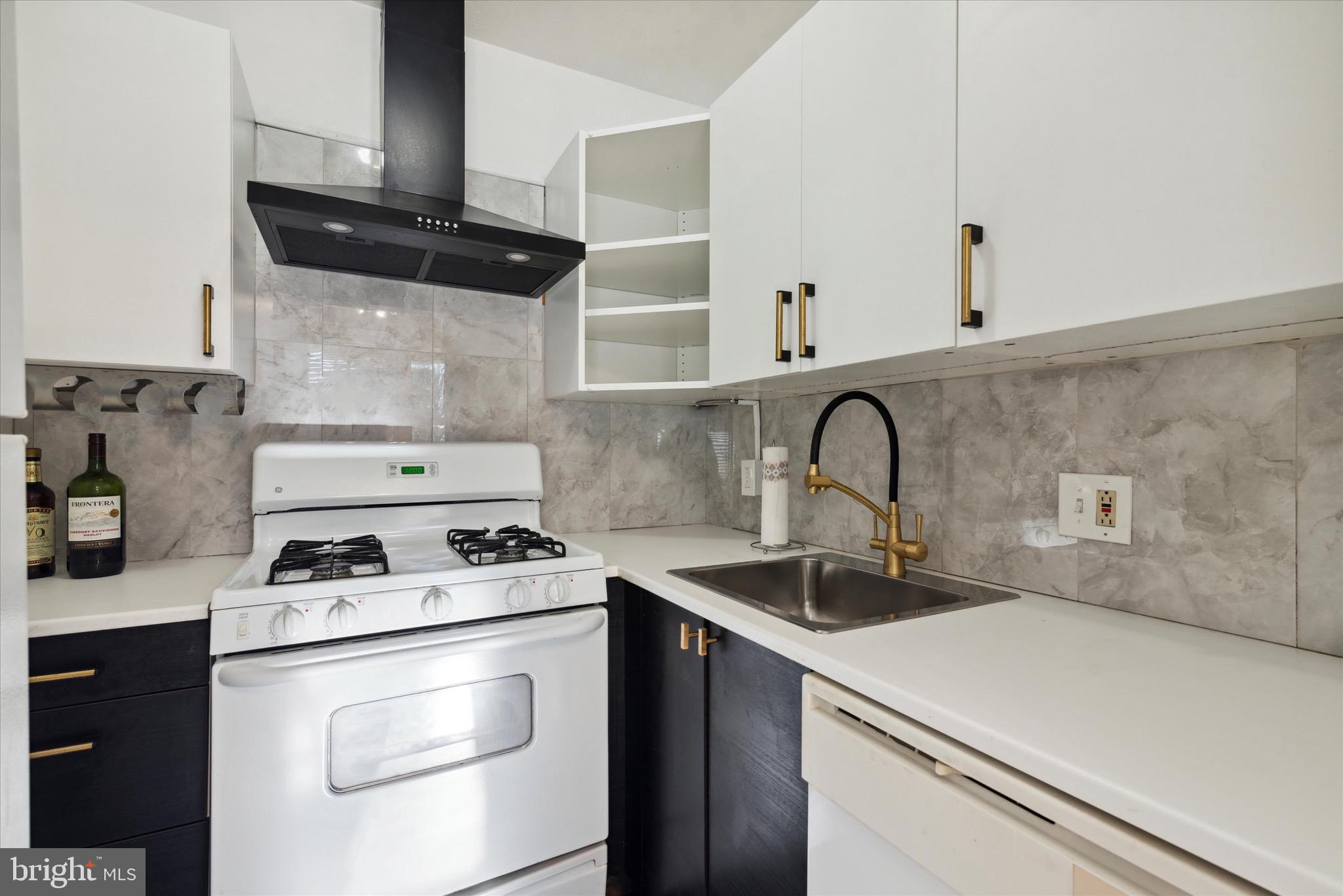 ELKINS PARK - Residential