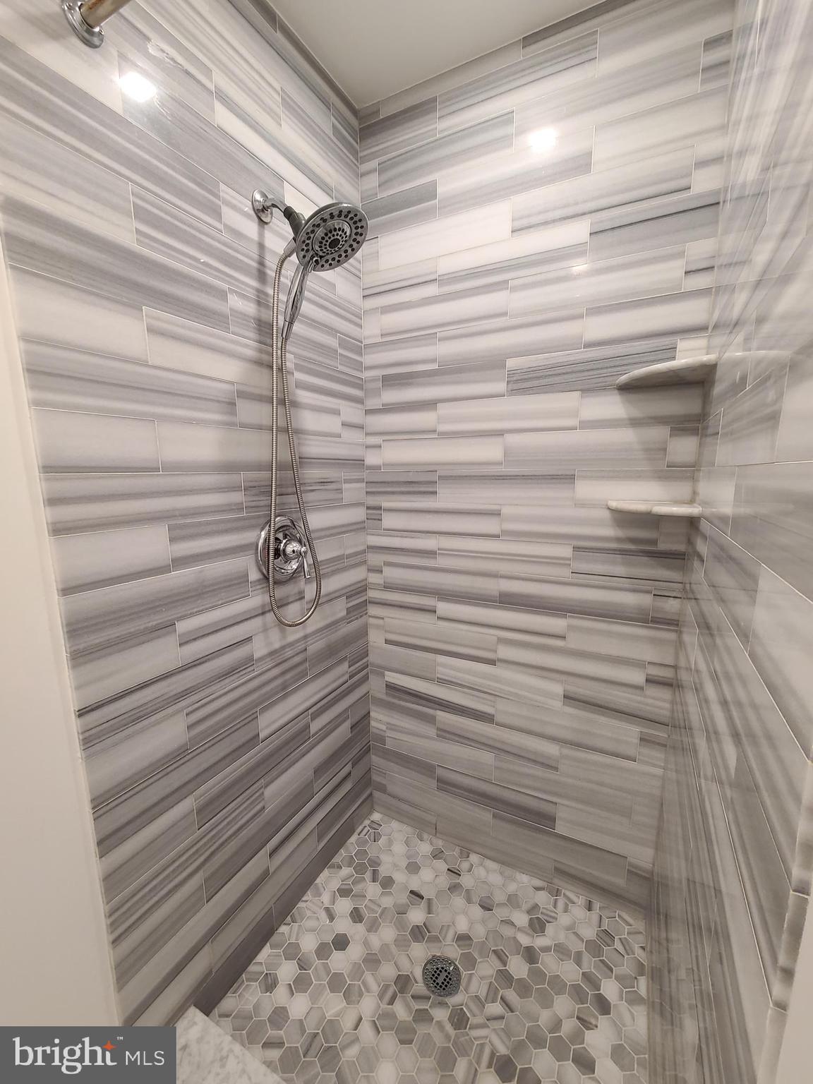 MARYMOUNT - Residential Lease