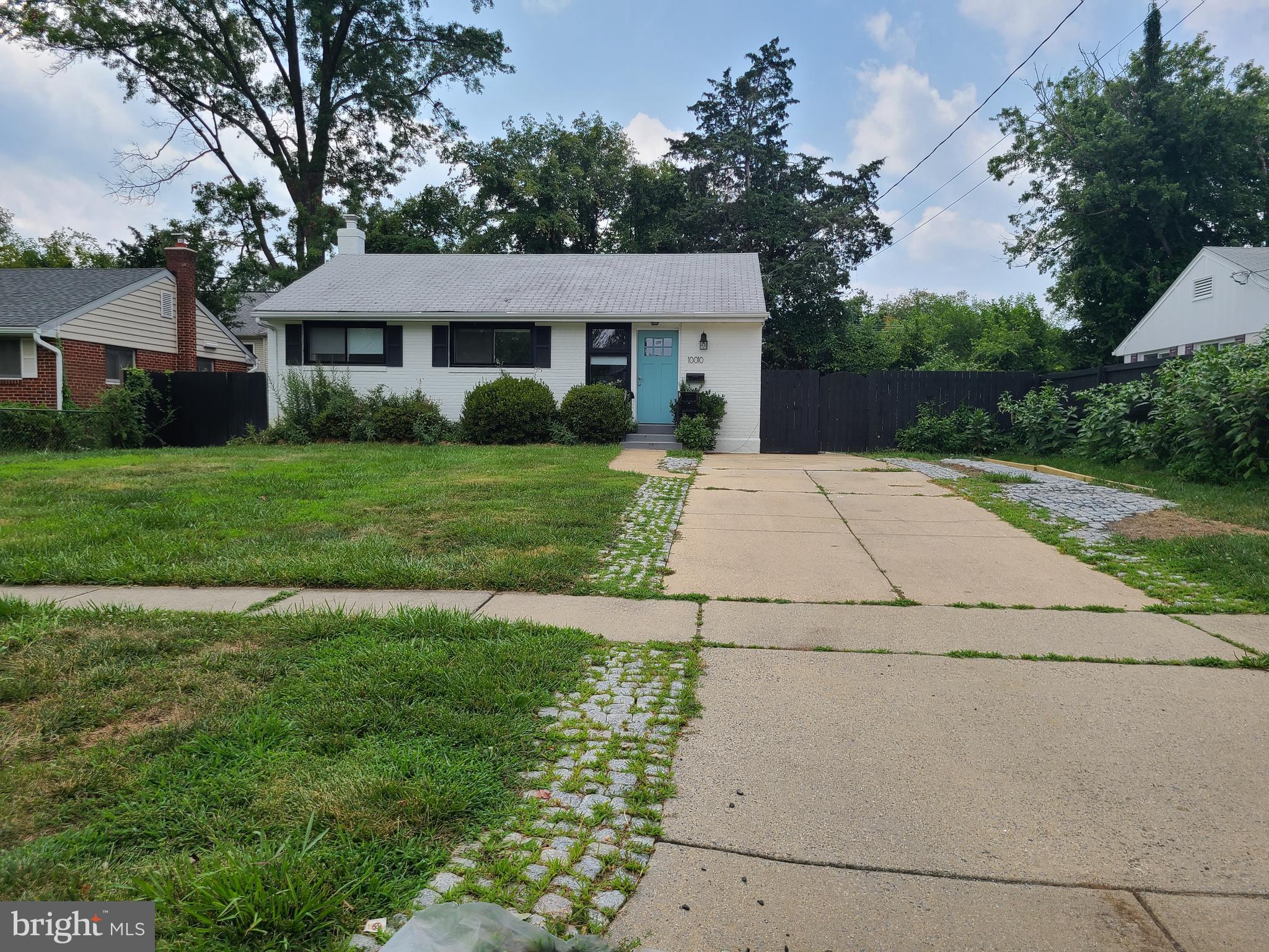 MARYMOUNT - Residential Lease