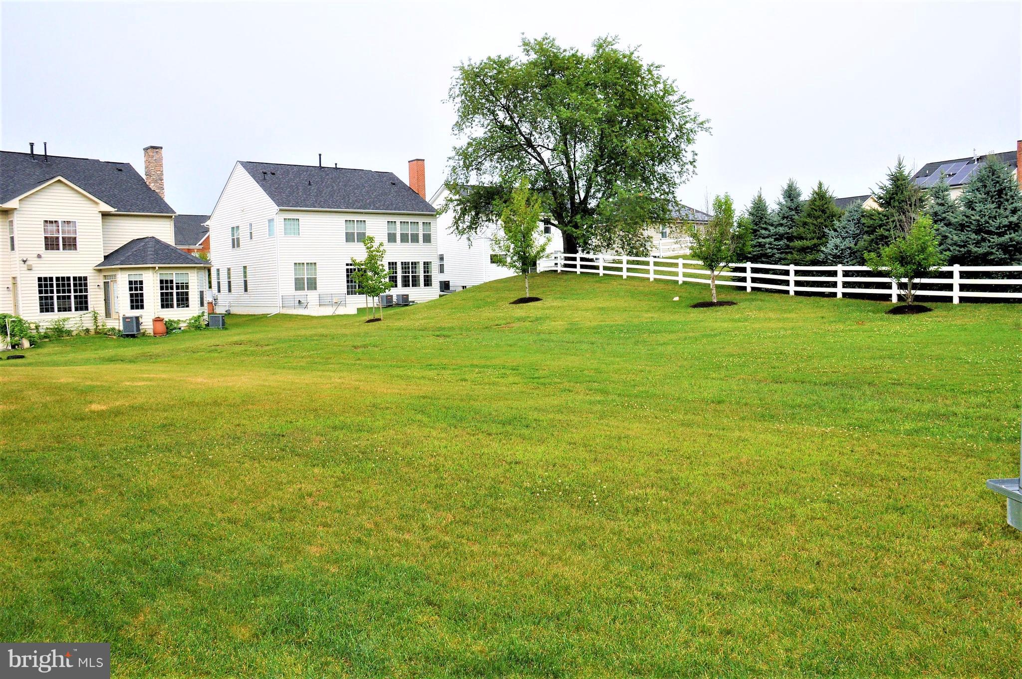 GREENWAY VILLAGE - Residential