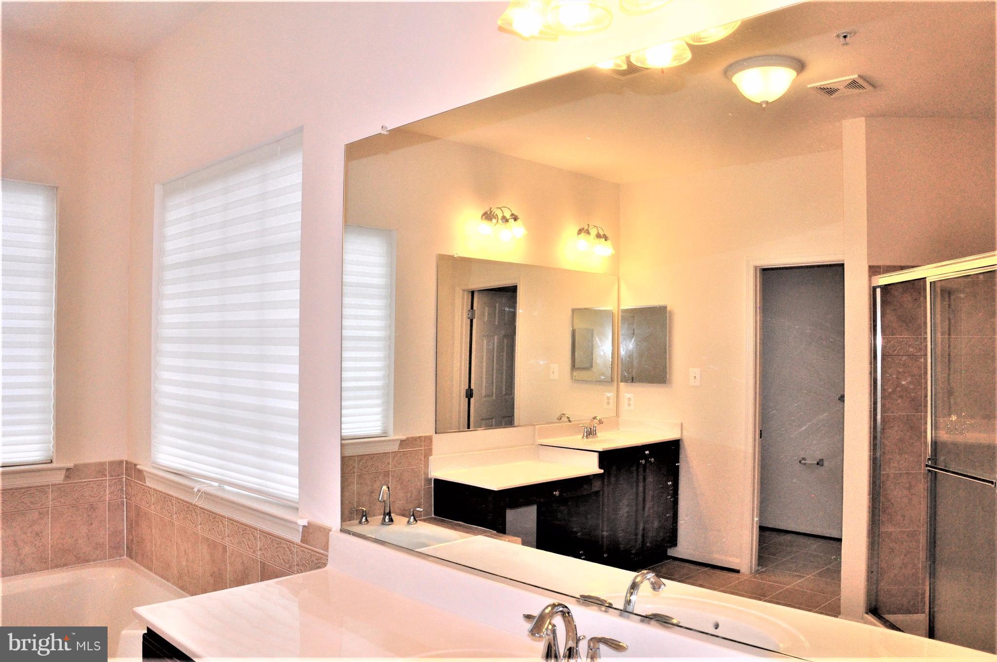 GREENWAY VILLAGE - Residential