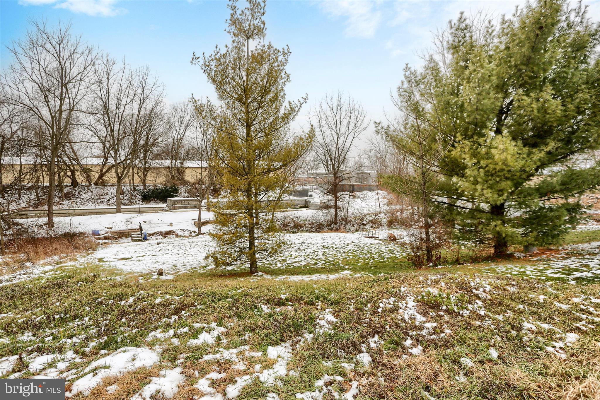 OLIVER COURT - Residential