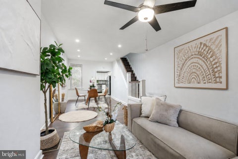 Townhouse For Sale - 1924 E Albert Street<br/> Philadelphia County, PHILADELPHIA, PA 19125