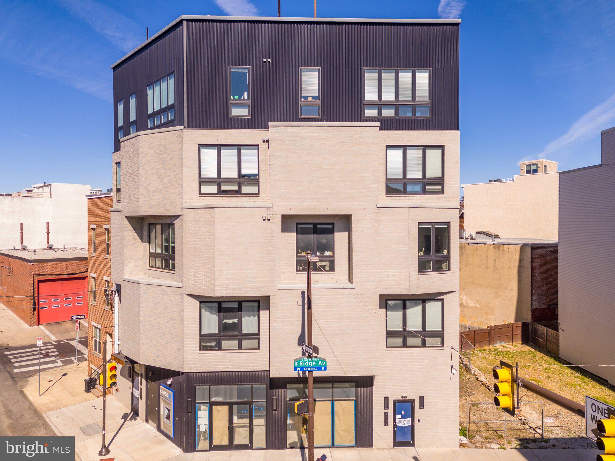 1555 RIDGE AVENUE 202
