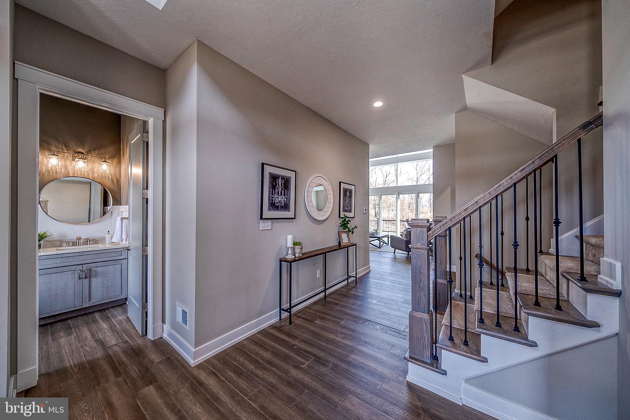 OAKWOOD - Residential