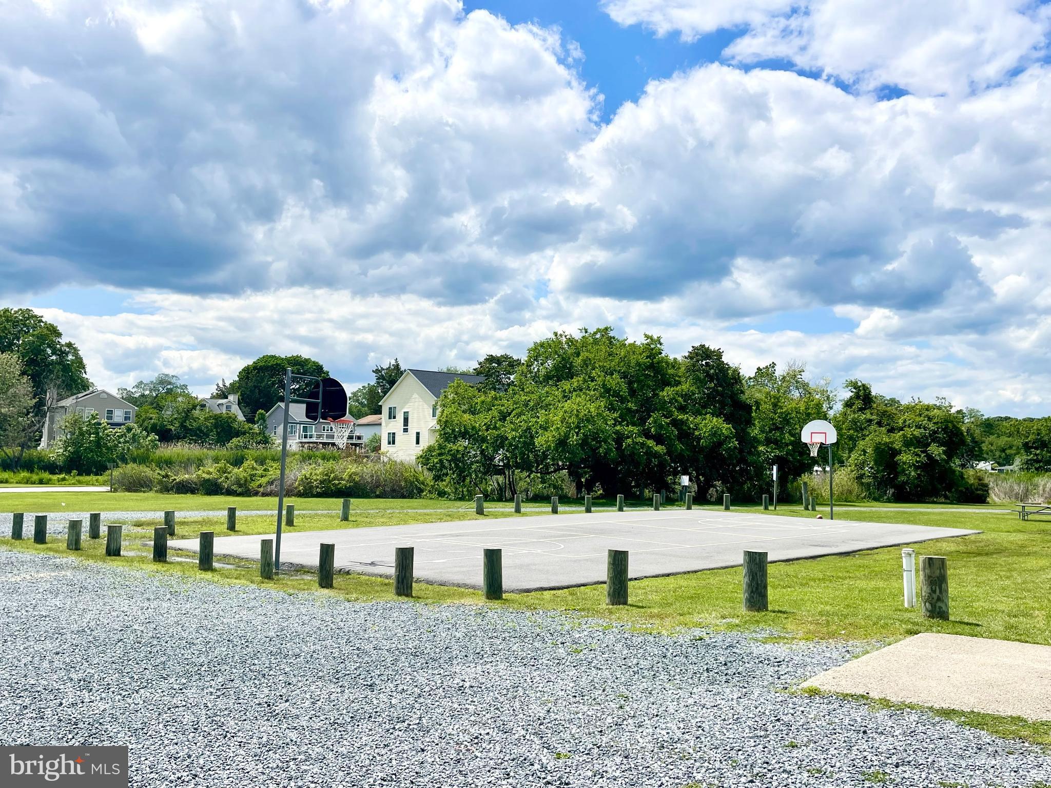 SELBY HEIGHTS - Residential