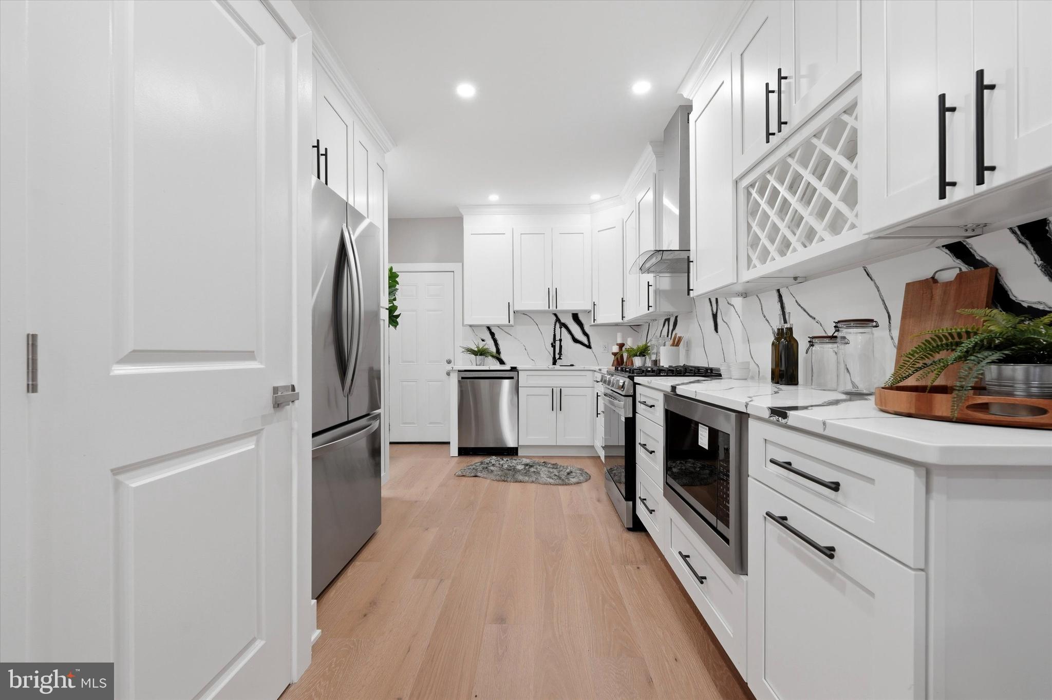 PHILADELPHIA - Residential