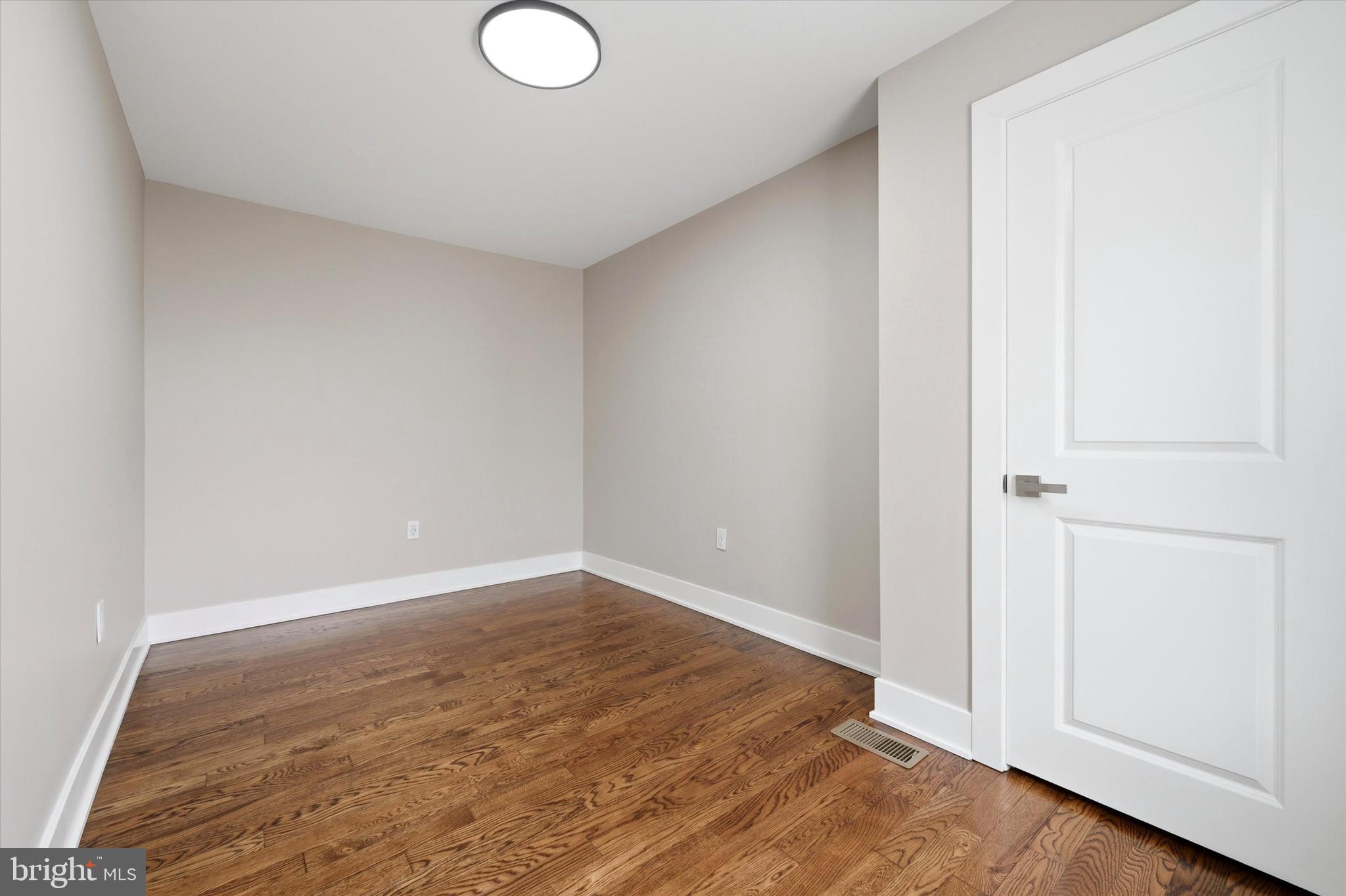 PHILADELPHIA - Residential