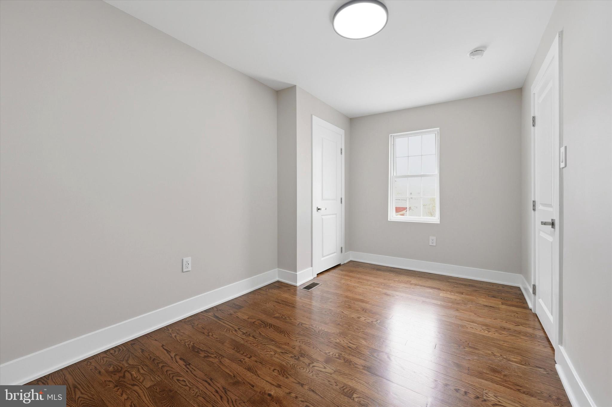 PHILADELPHIA - Residential