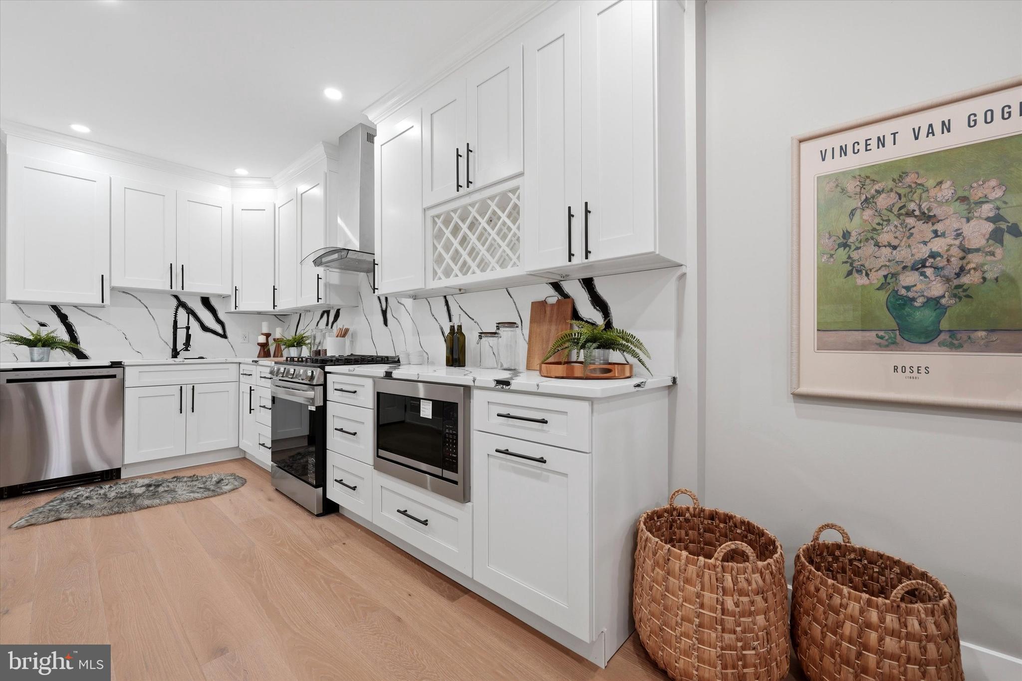 PHILADELPHIA - Residential