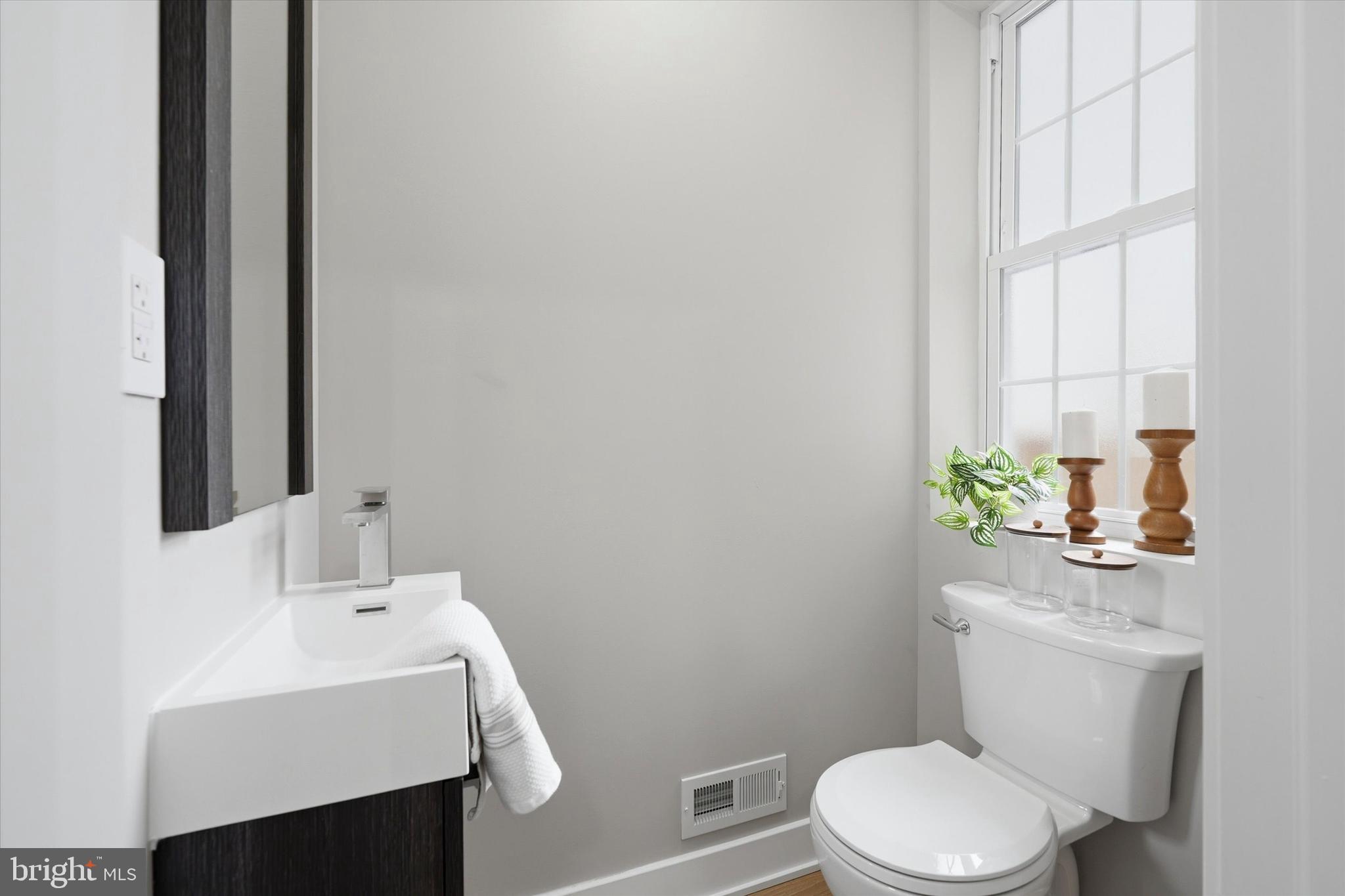 PHILADELPHIA - Residential