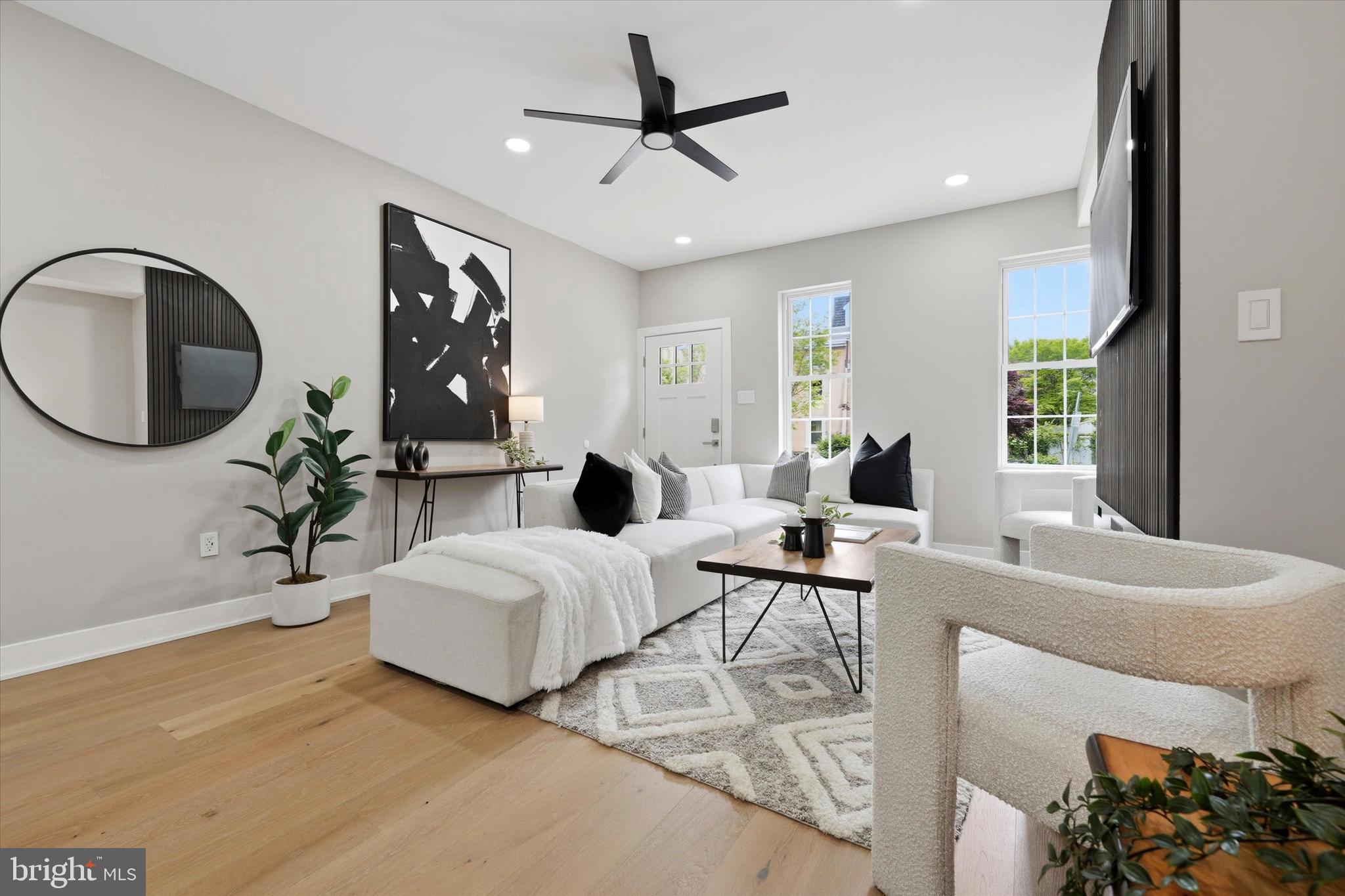 PHILADELPHIA - Residential