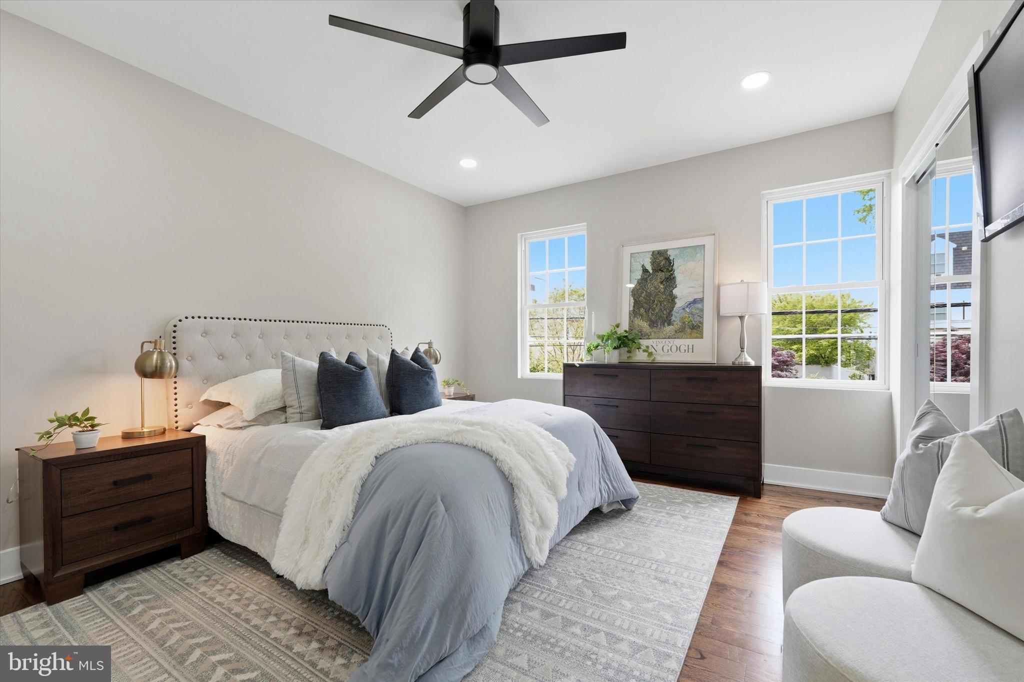 PHILADELPHIA - Residential