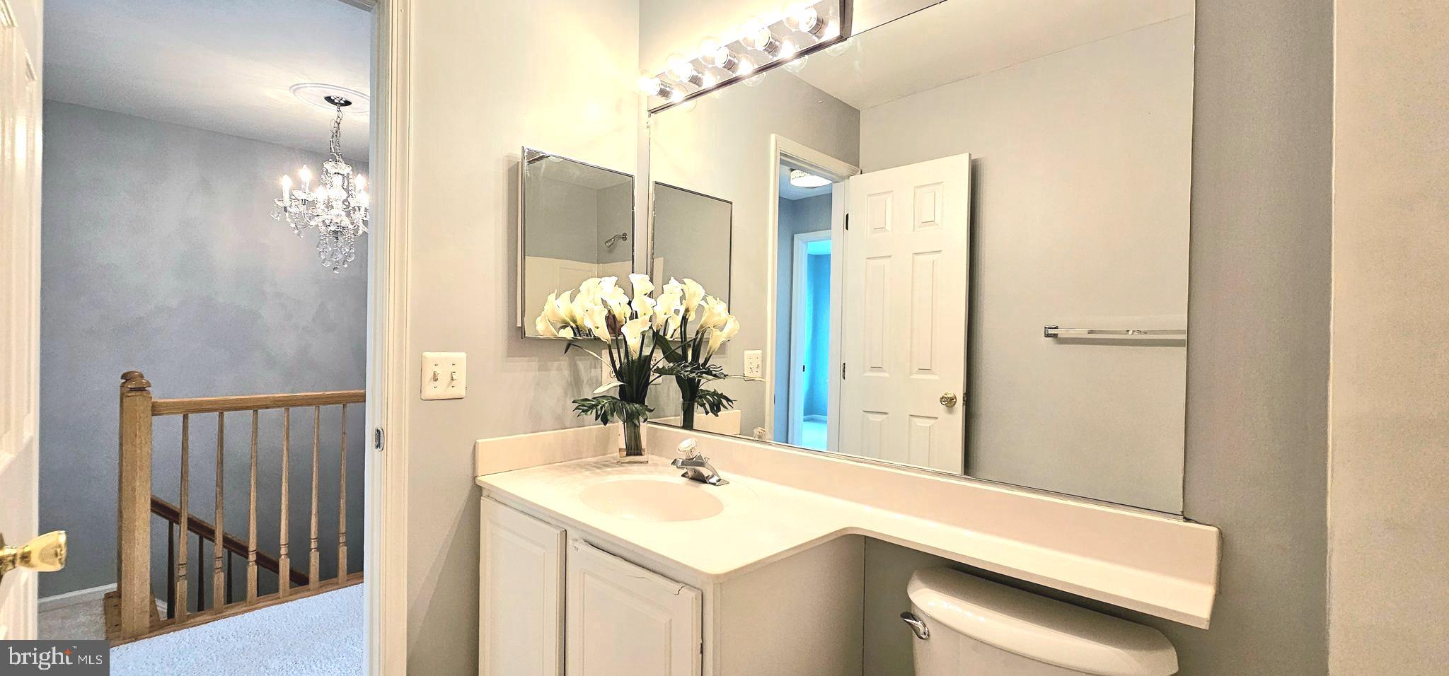 ISLAND CREEK - Residential