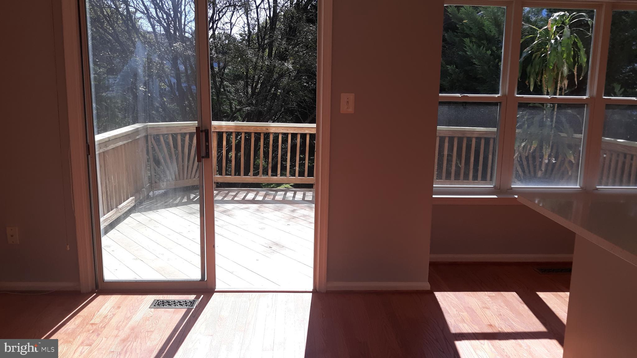 ISLAND CREEK - Residential