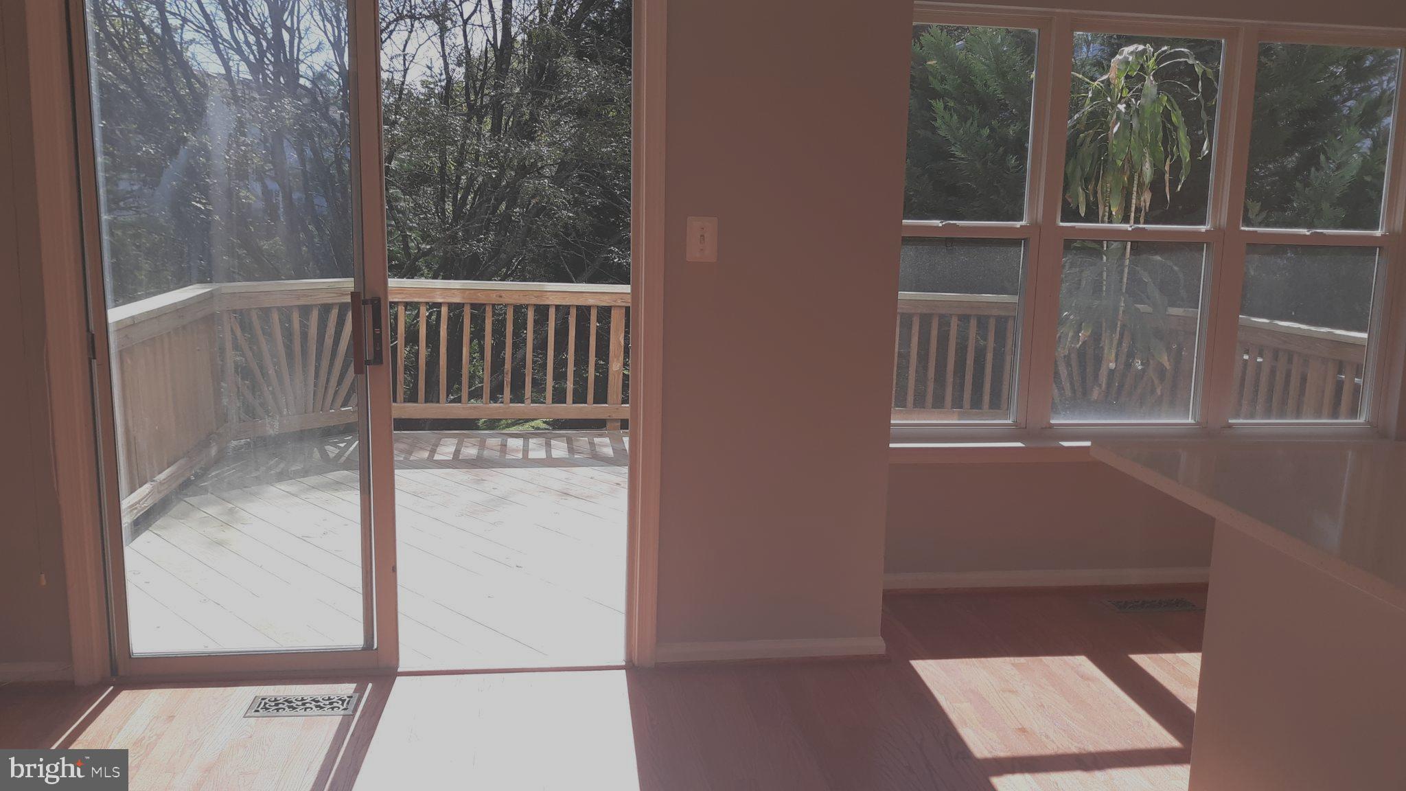 ISLAND CREEK - Residential