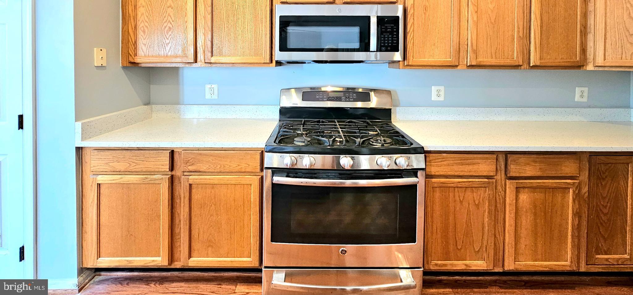 ISLAND CREEK - Residential