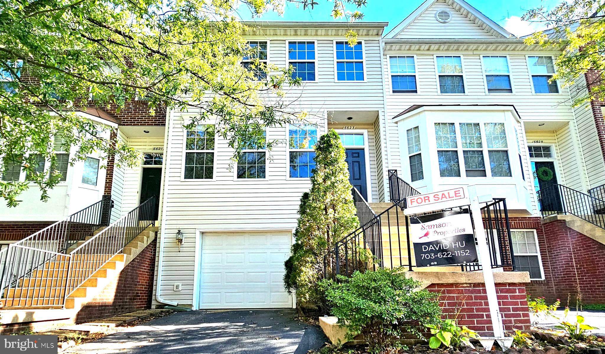 ISLAND CREEK - Residential