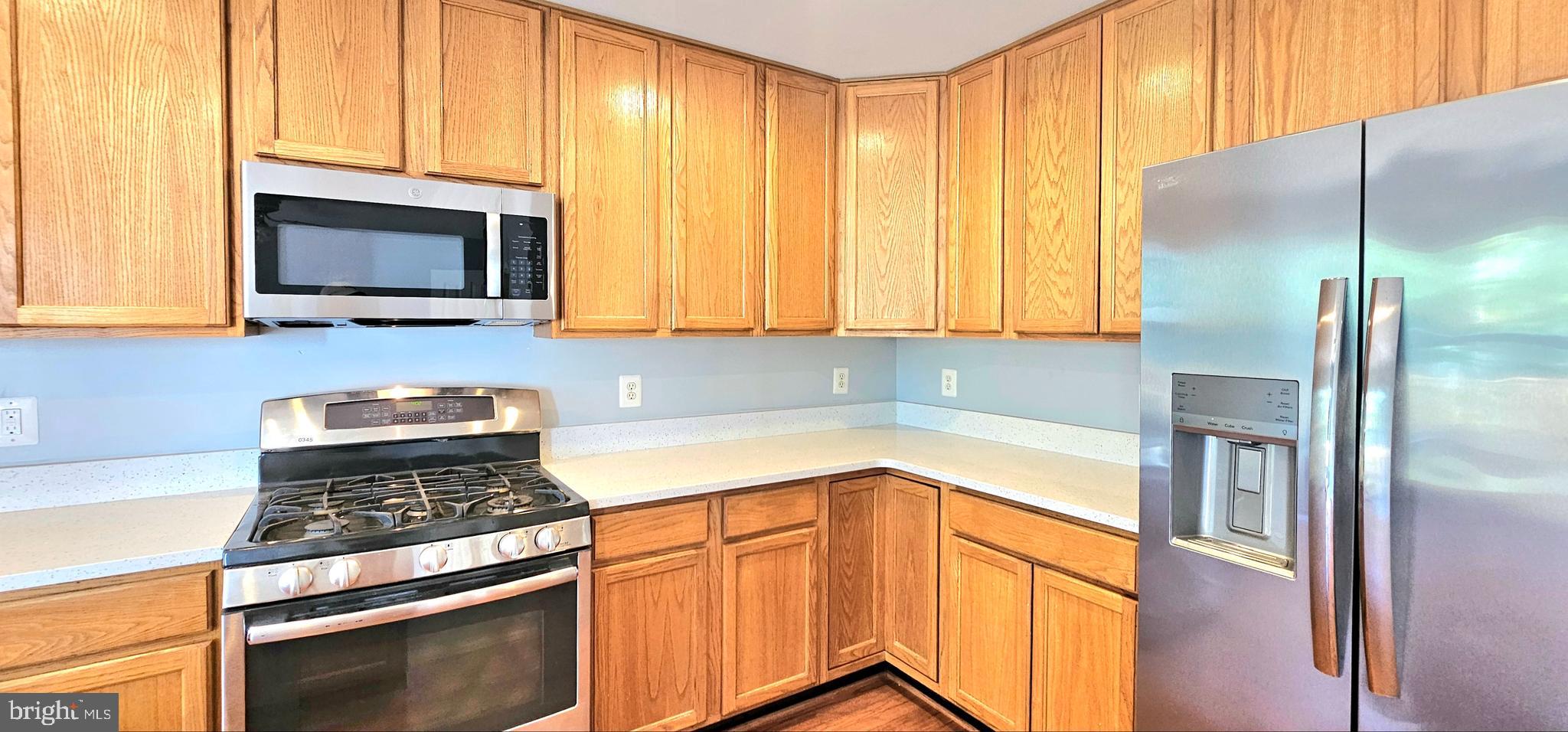 ISLAND CREEK - Residential