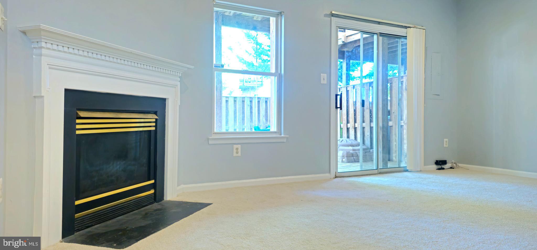 ISLAND CREEK - Residential