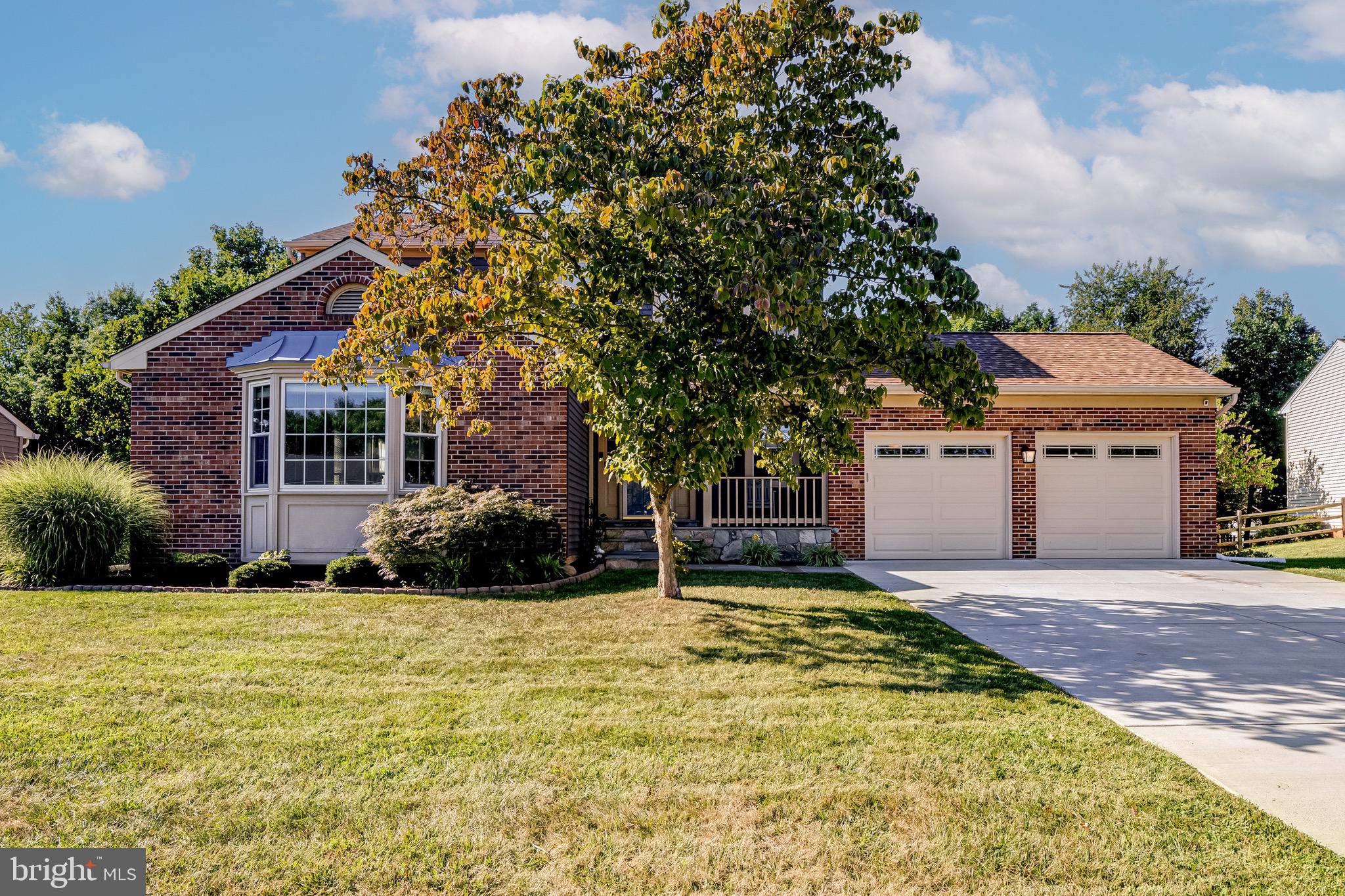 ENVIRONS/GLEN HEATHER - Residential