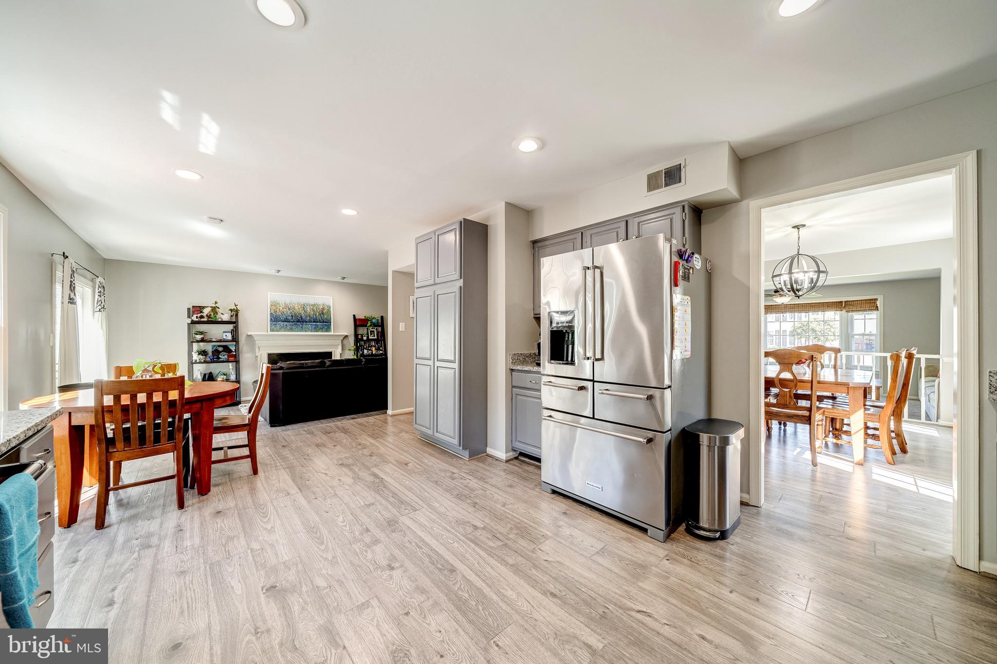 ENVIRONS/GLEN HEATHER - Residential