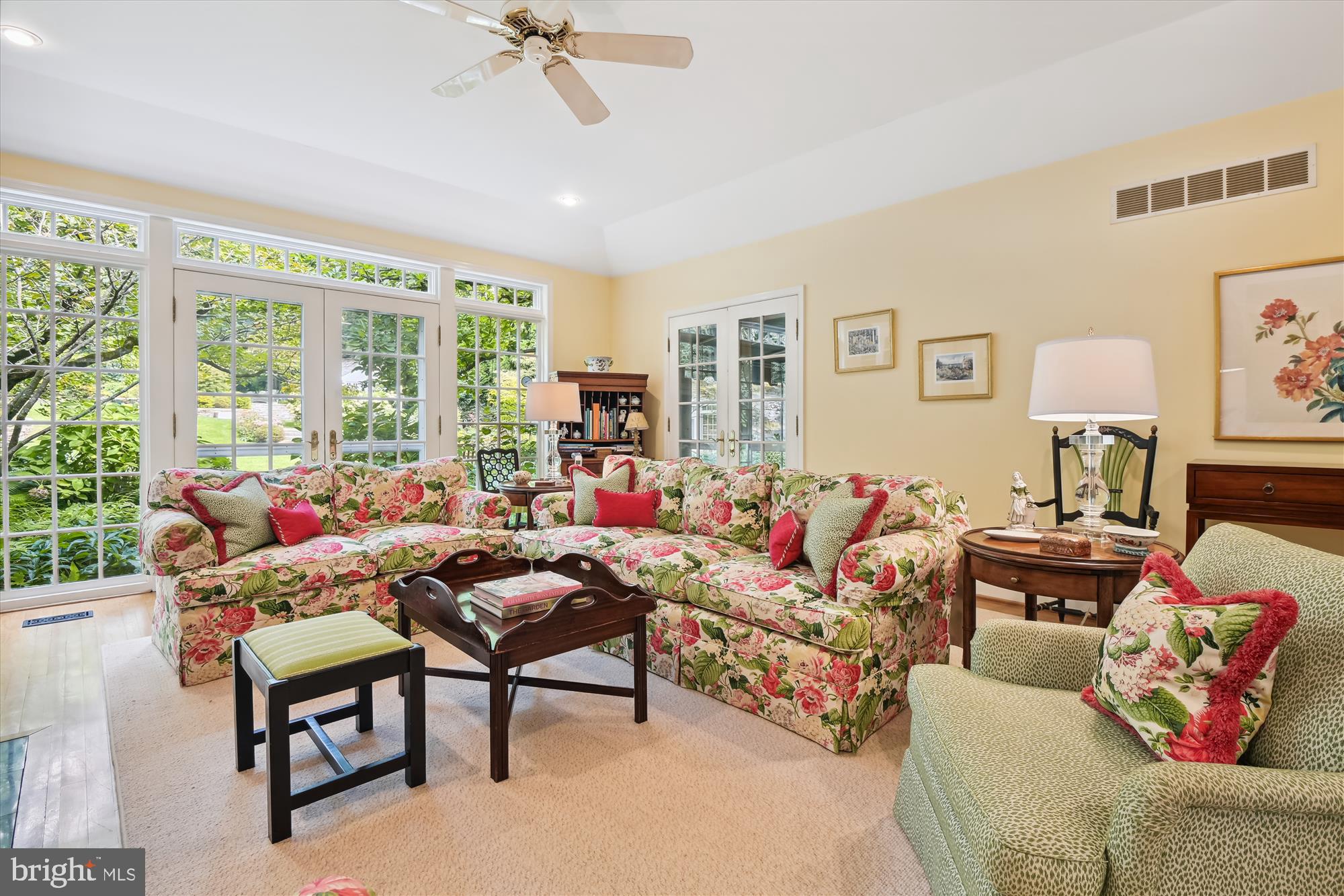 RUXTON - Residential