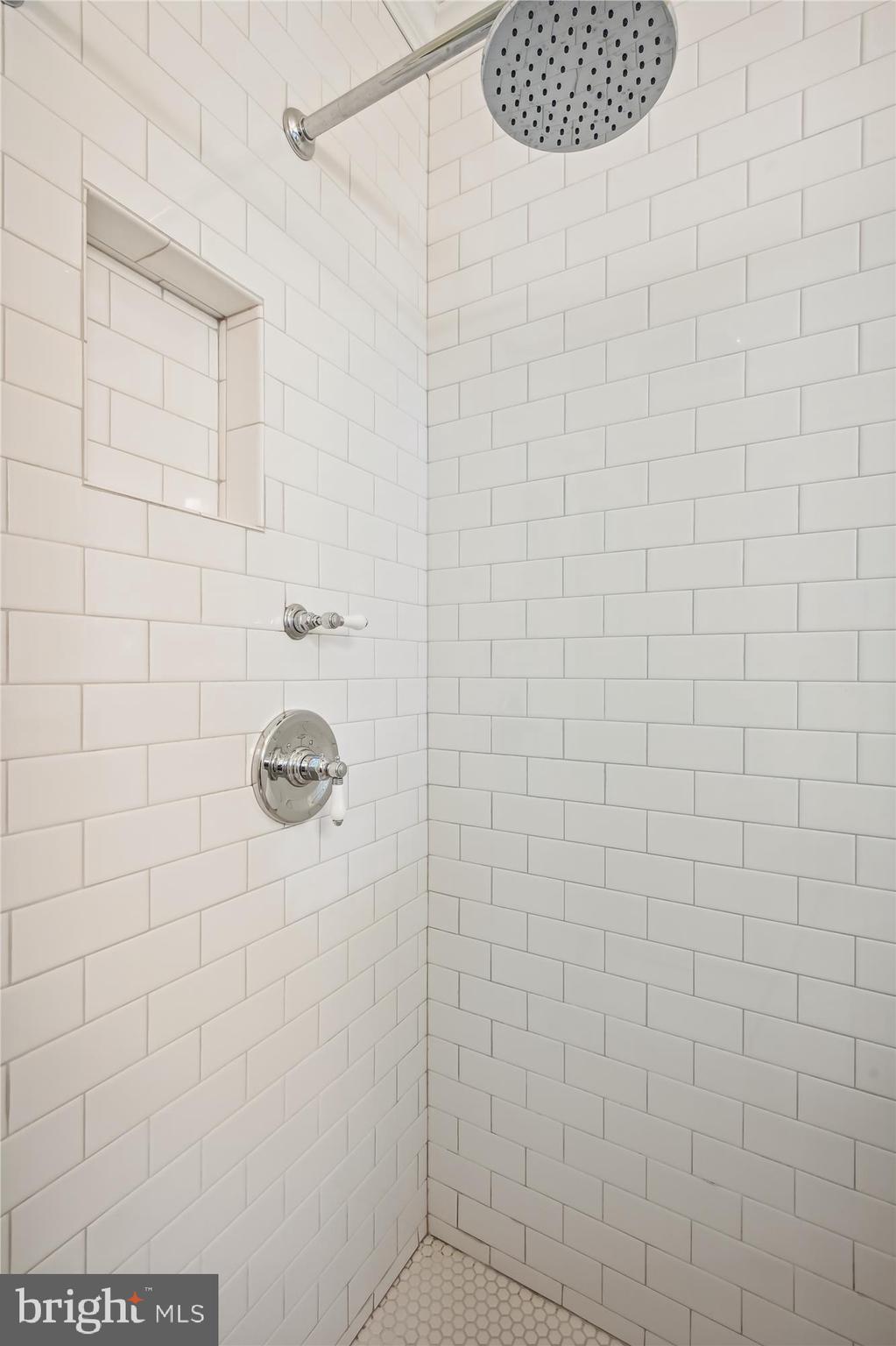 RUXTON - Residential