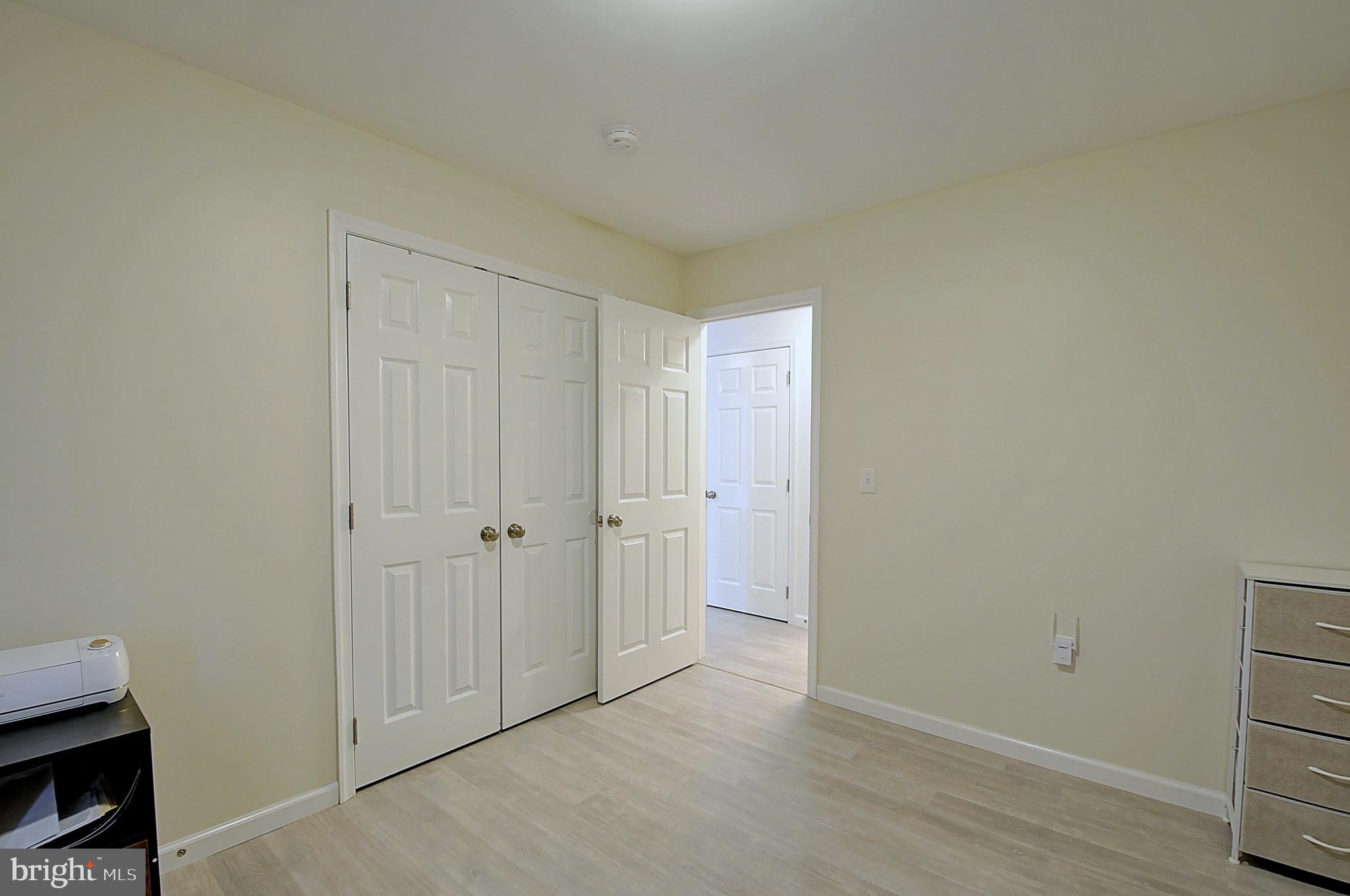 MIDDLE CREEK MANOR - Residential