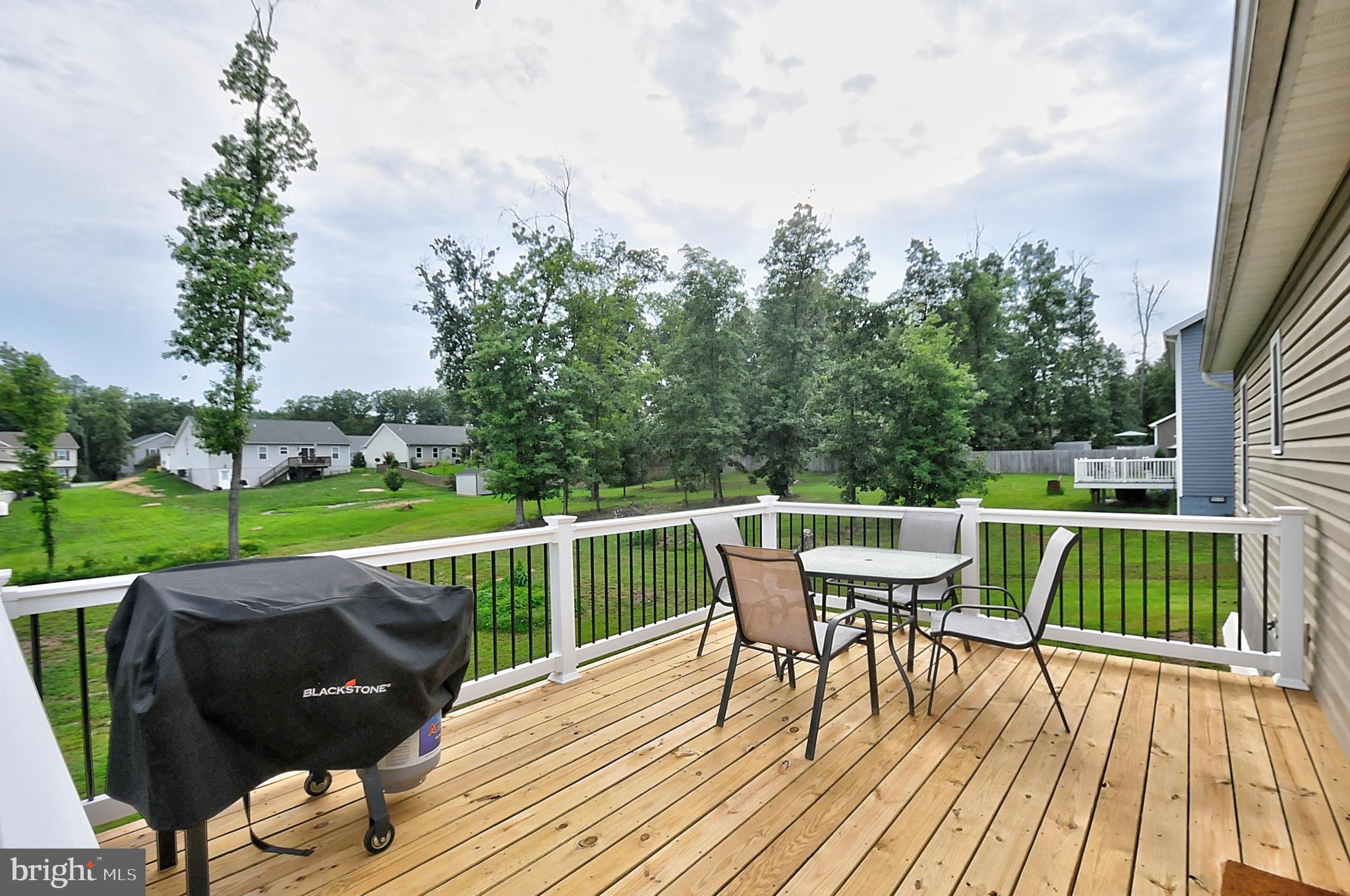 MIDDLE CREEK MANOR - Residential