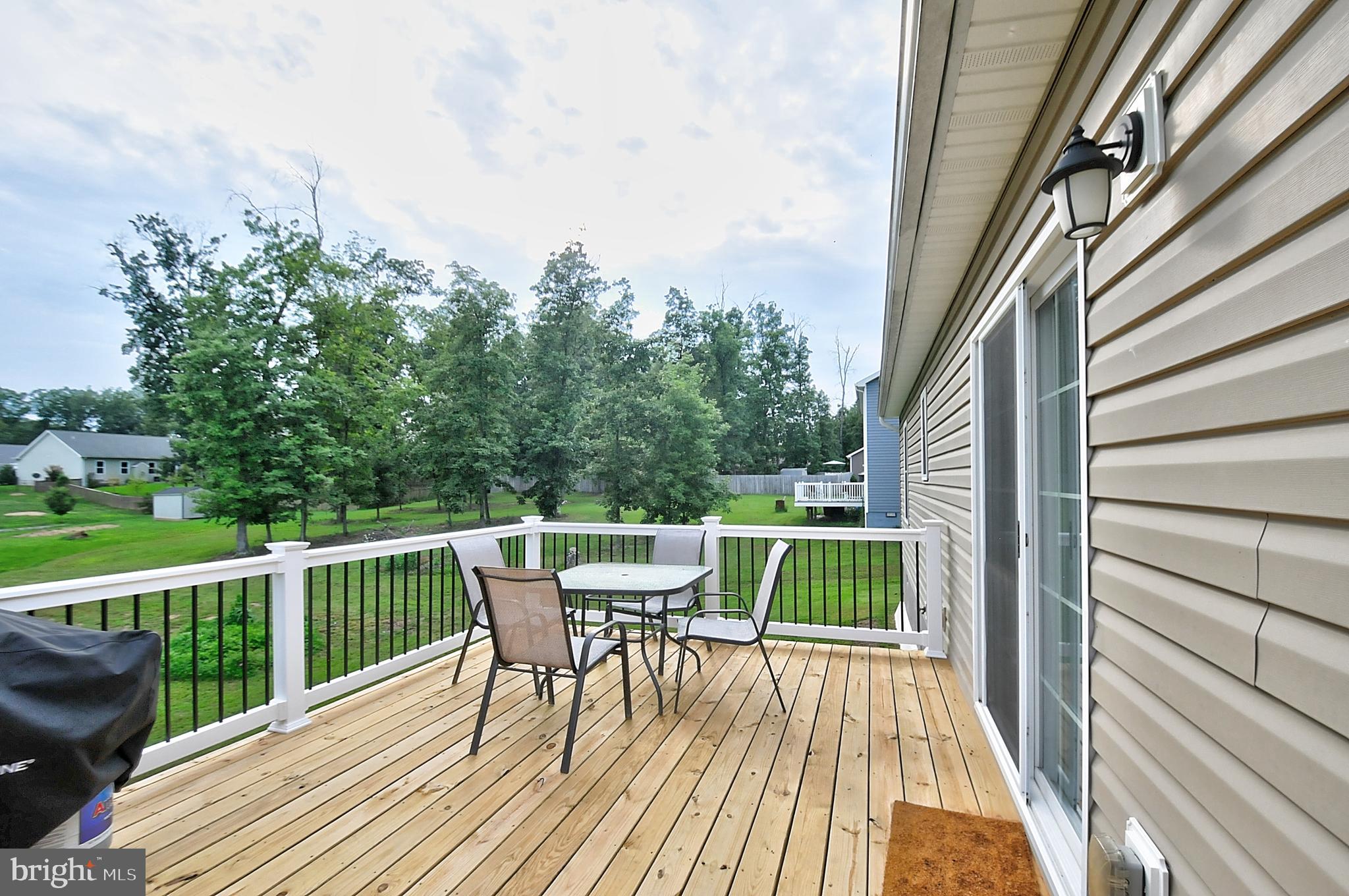 MIDDLE CREEK MANOR - Residential