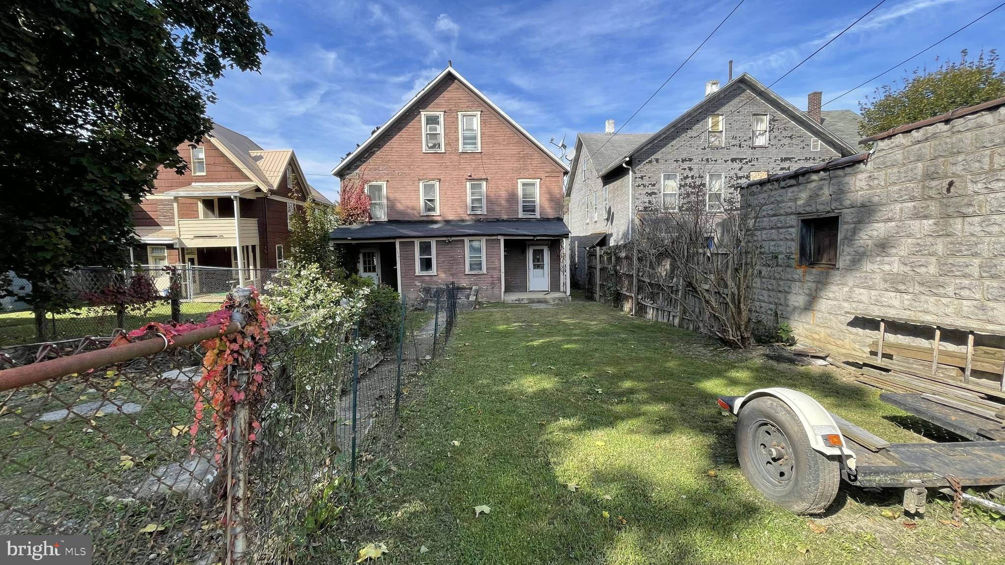 708 COLEMAN AVENUE 710