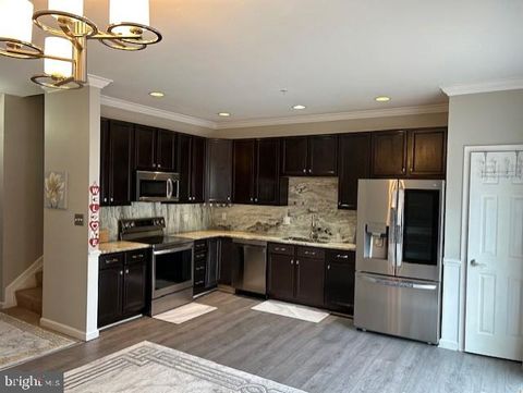 215 KEENAN WAY STEVENSVILLE MD 21666