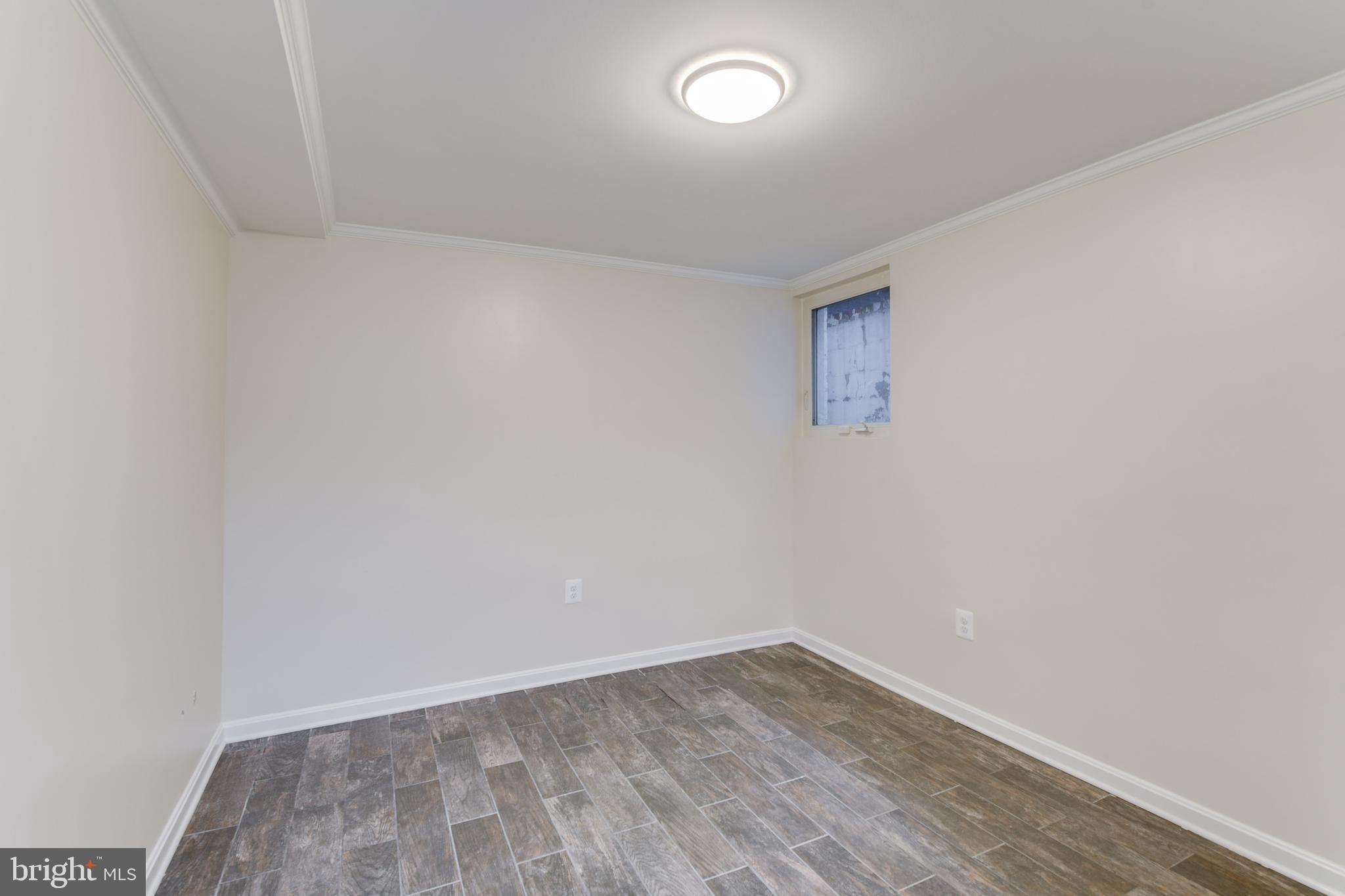 HILLCREST - Residential