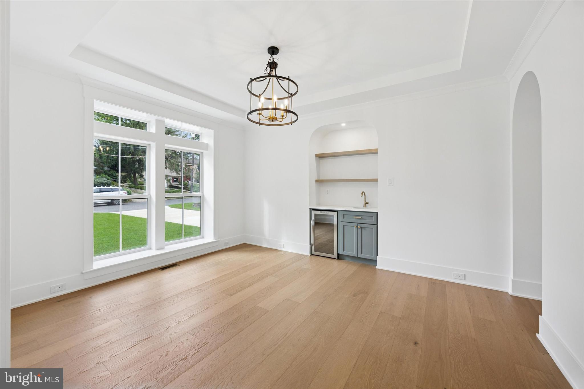 631 PARDEE LANE