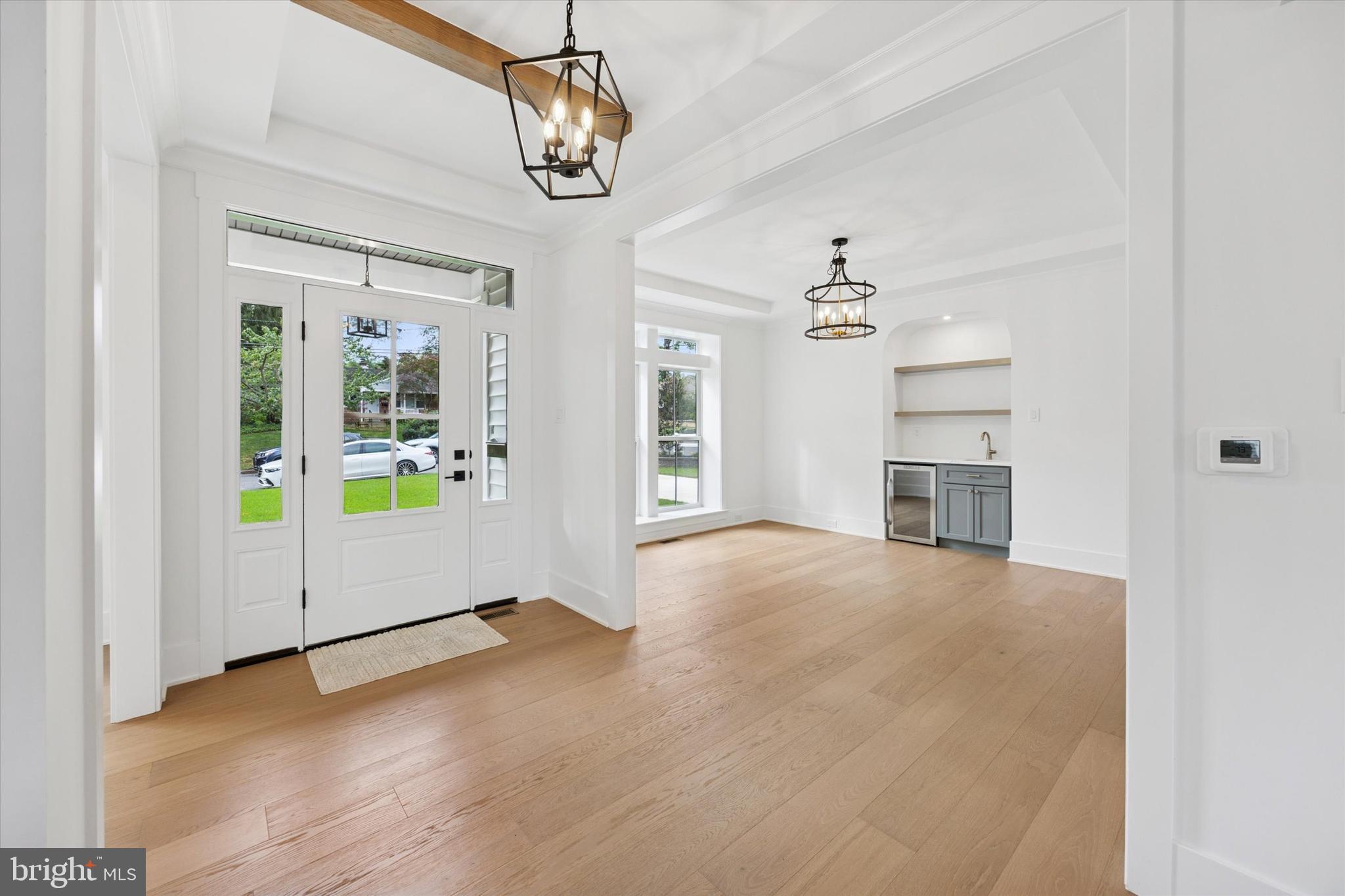 631 PARDEE LANE