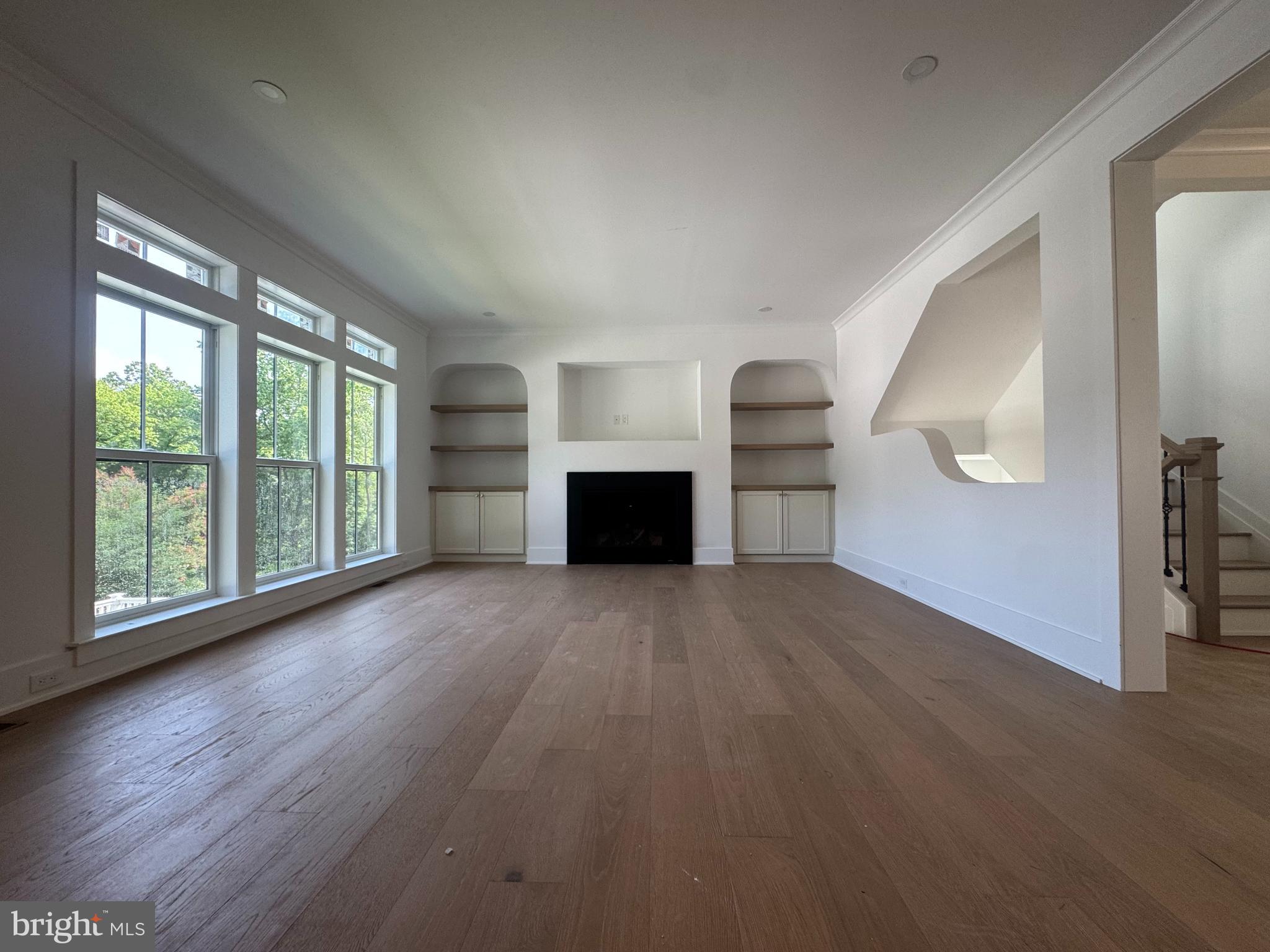 631 PARDEE LANE